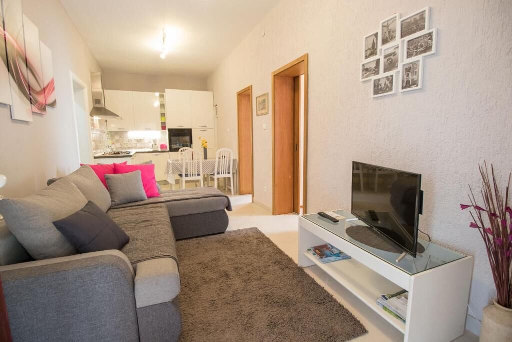 Apartments Serđo 65861-A1