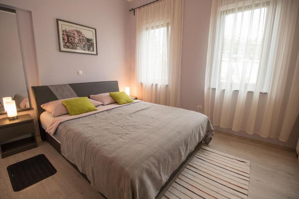 Apartments Serđo 65861-A1