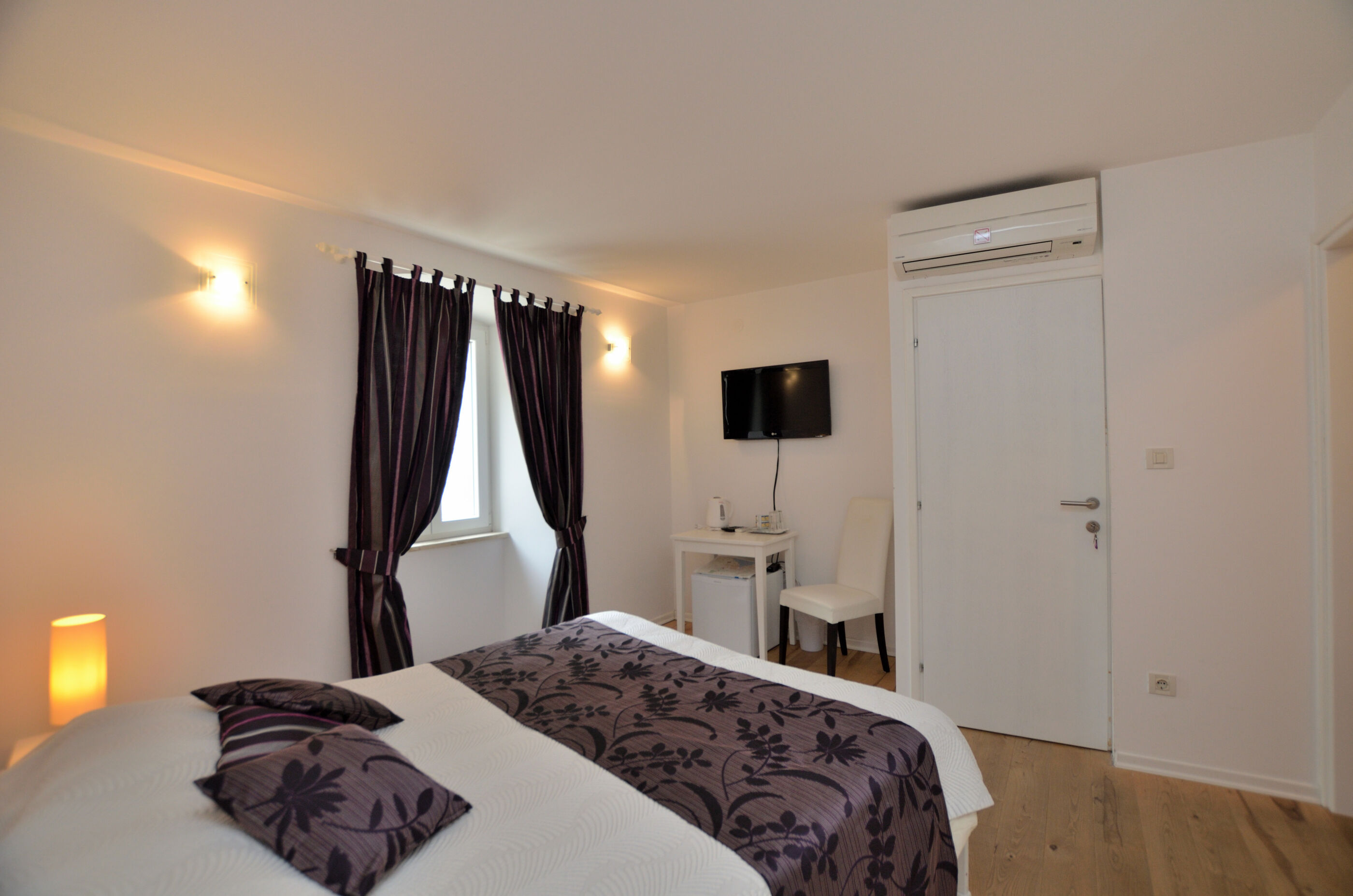 Rooms Pjaceta 67852-S3