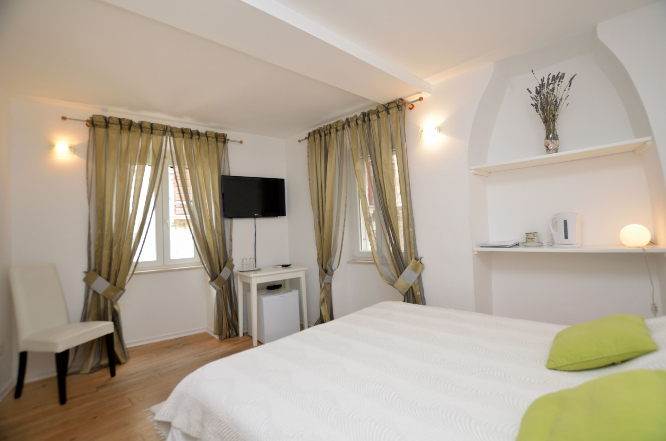 Rooms Pjaceta 67852-S2