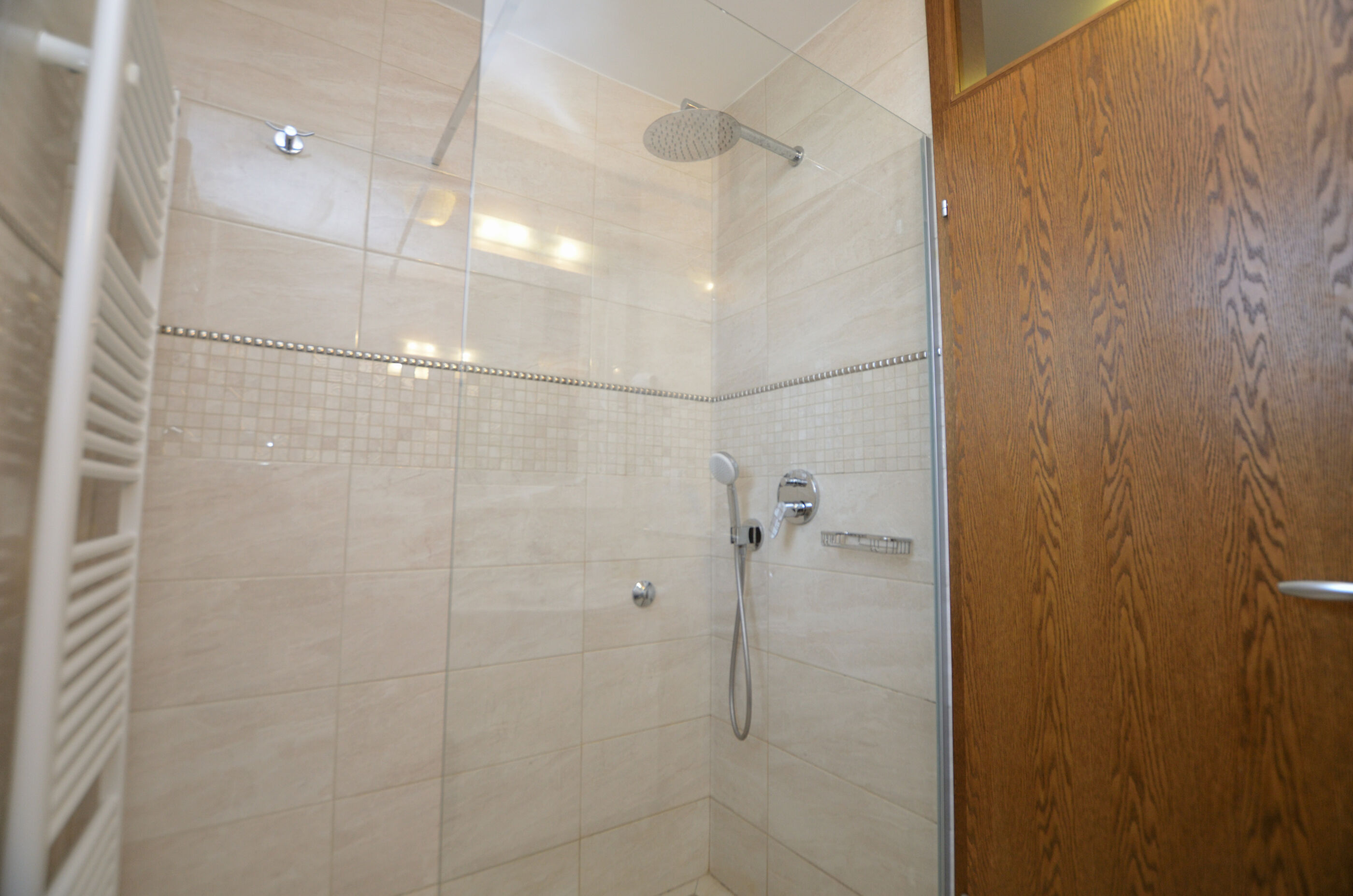 Apartments Ljubomir 67851-A2