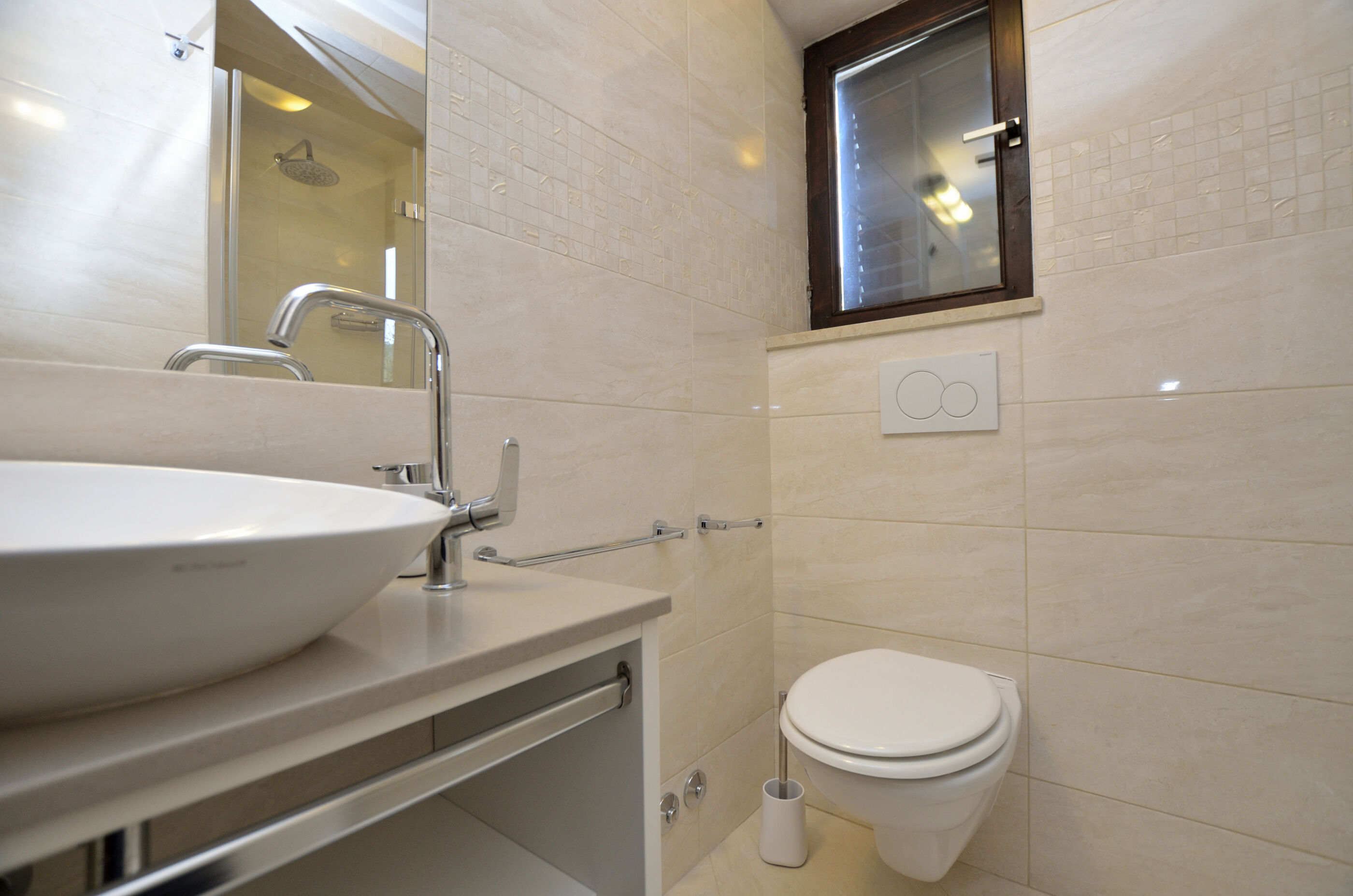 Apartments Ljubomir 67851-A3