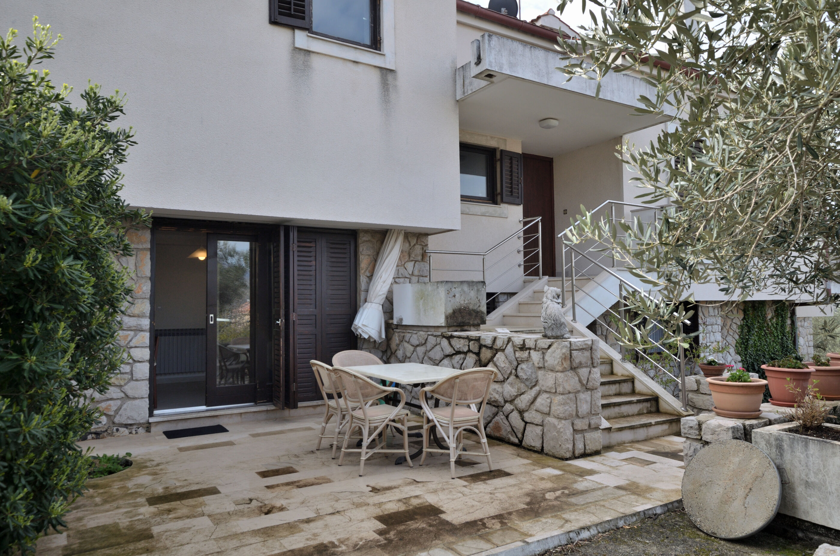 Apartments Ljubomir 67851-A3