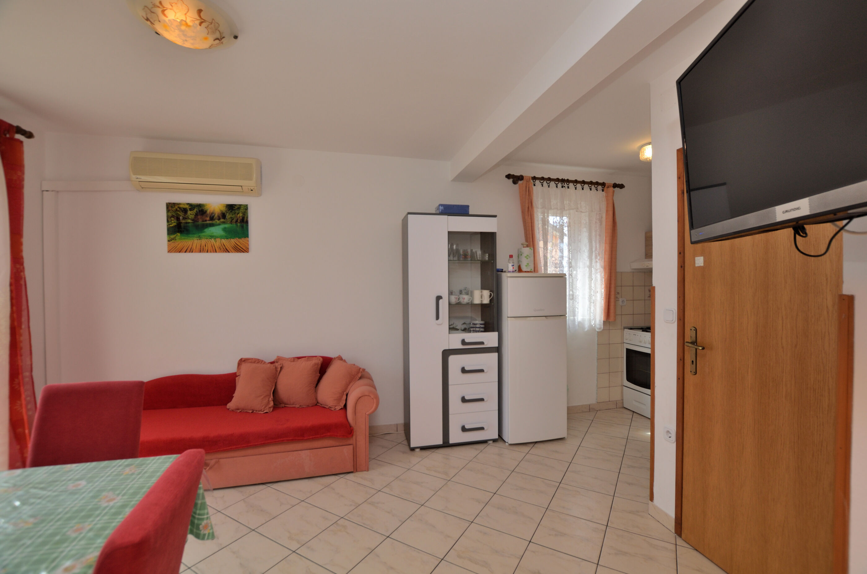 Apartments Kristina 67841-A2