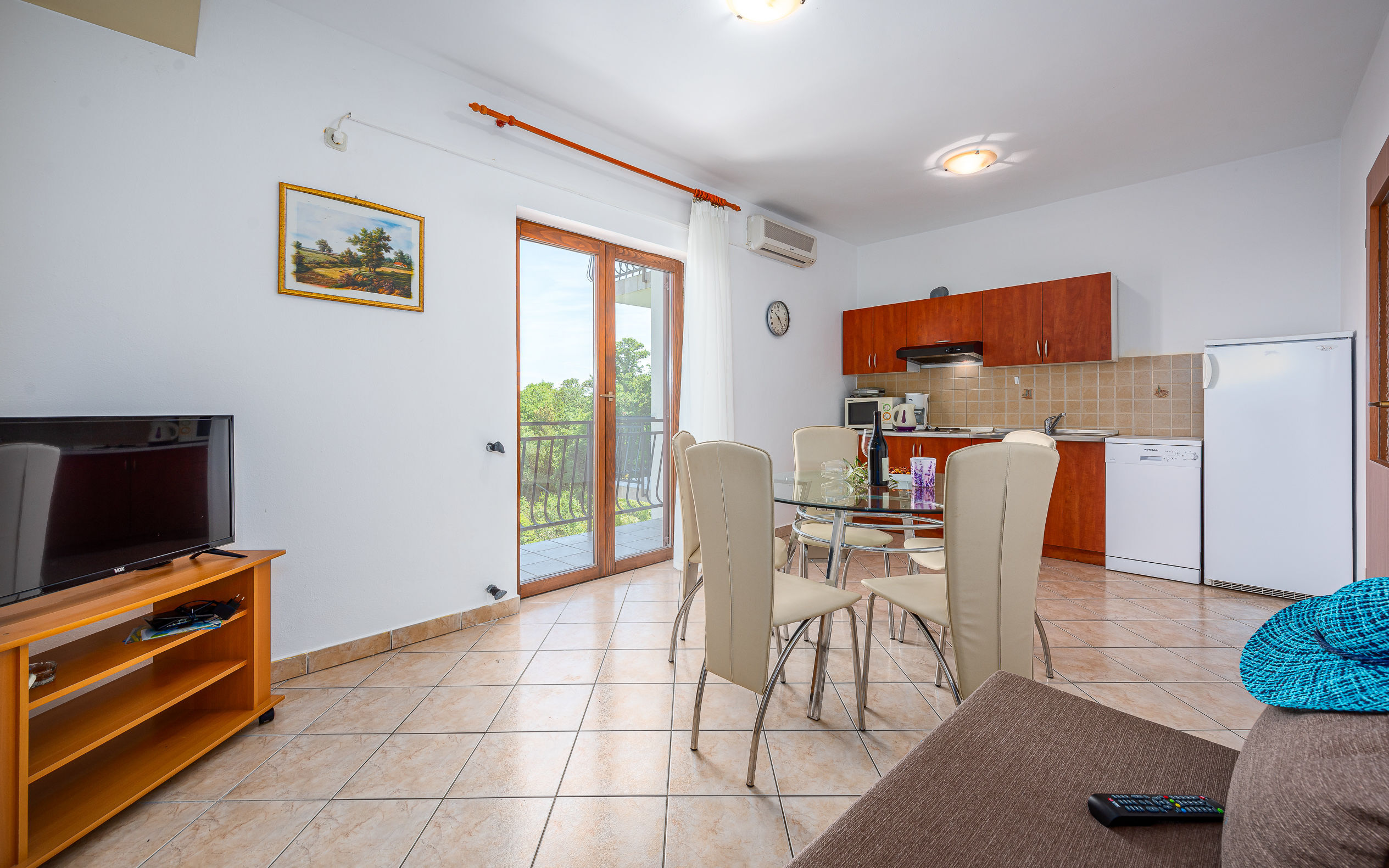 Apartments Wellness 75751-A4