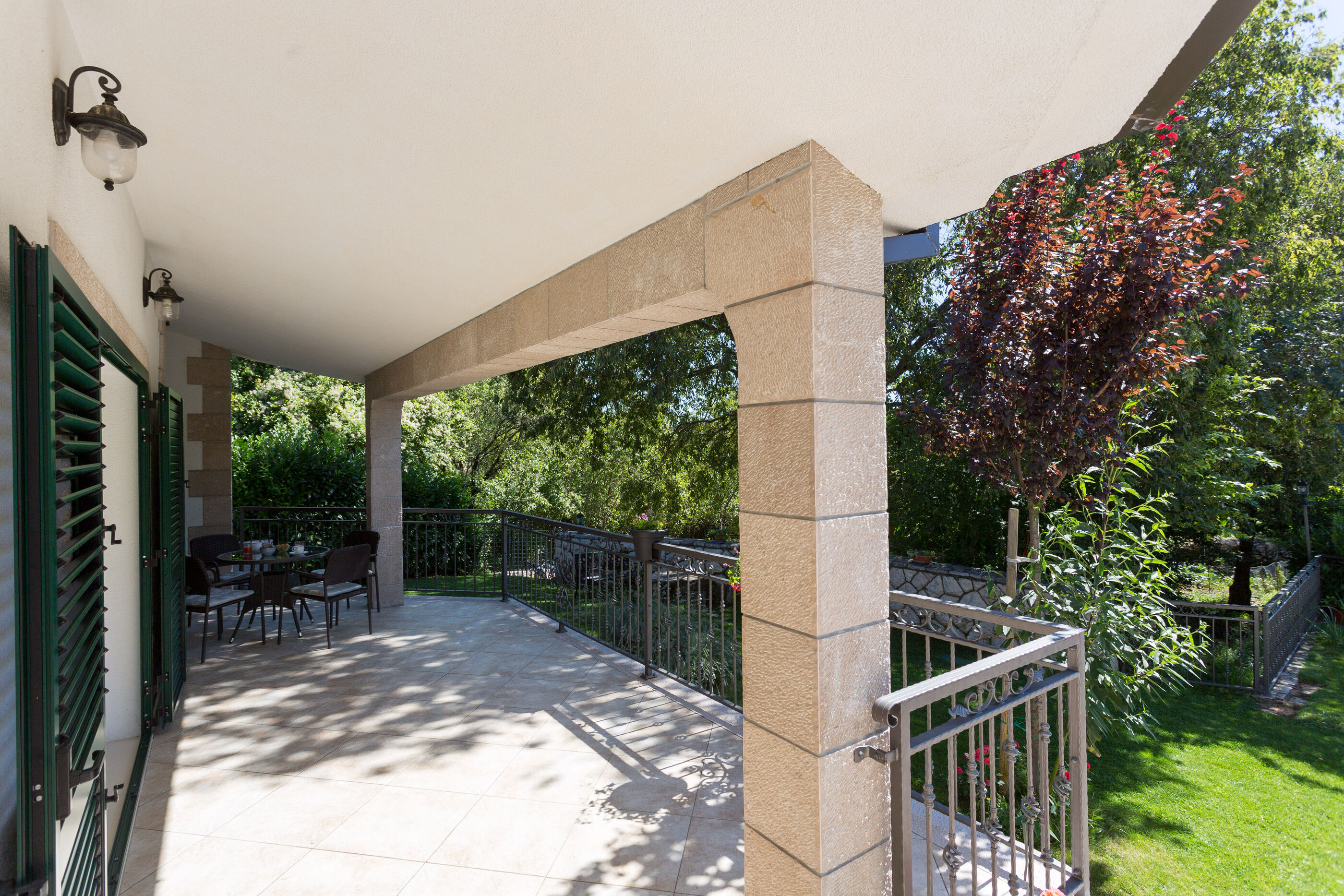 Villa Green Oasis V9621-K1