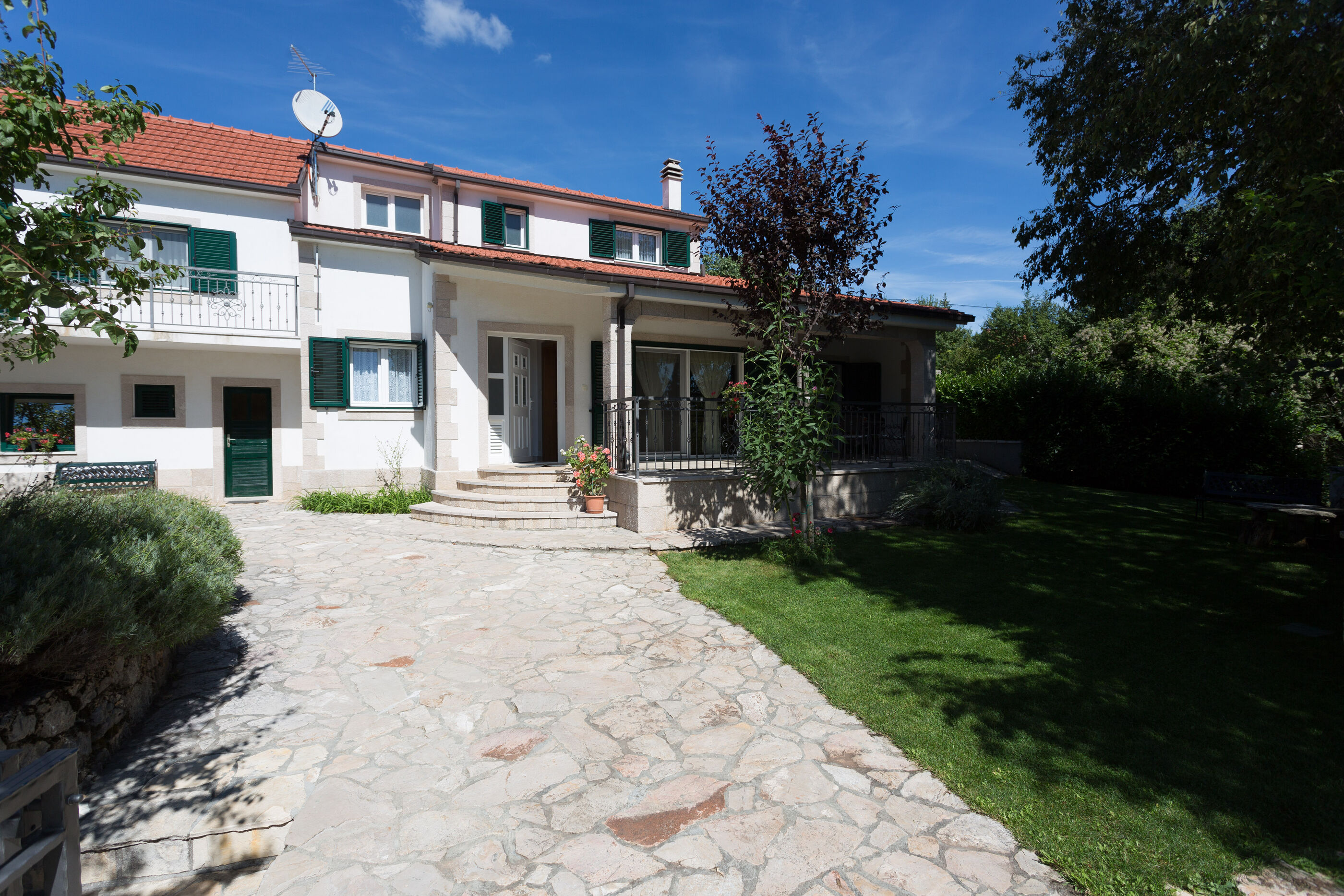 Villa Green Oasis V9621-K1