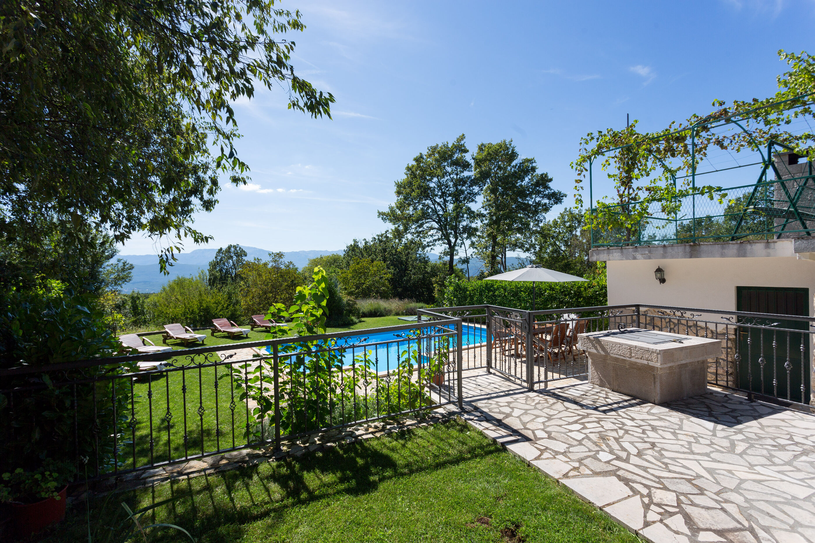 Villa Green Oasis V9621-K1