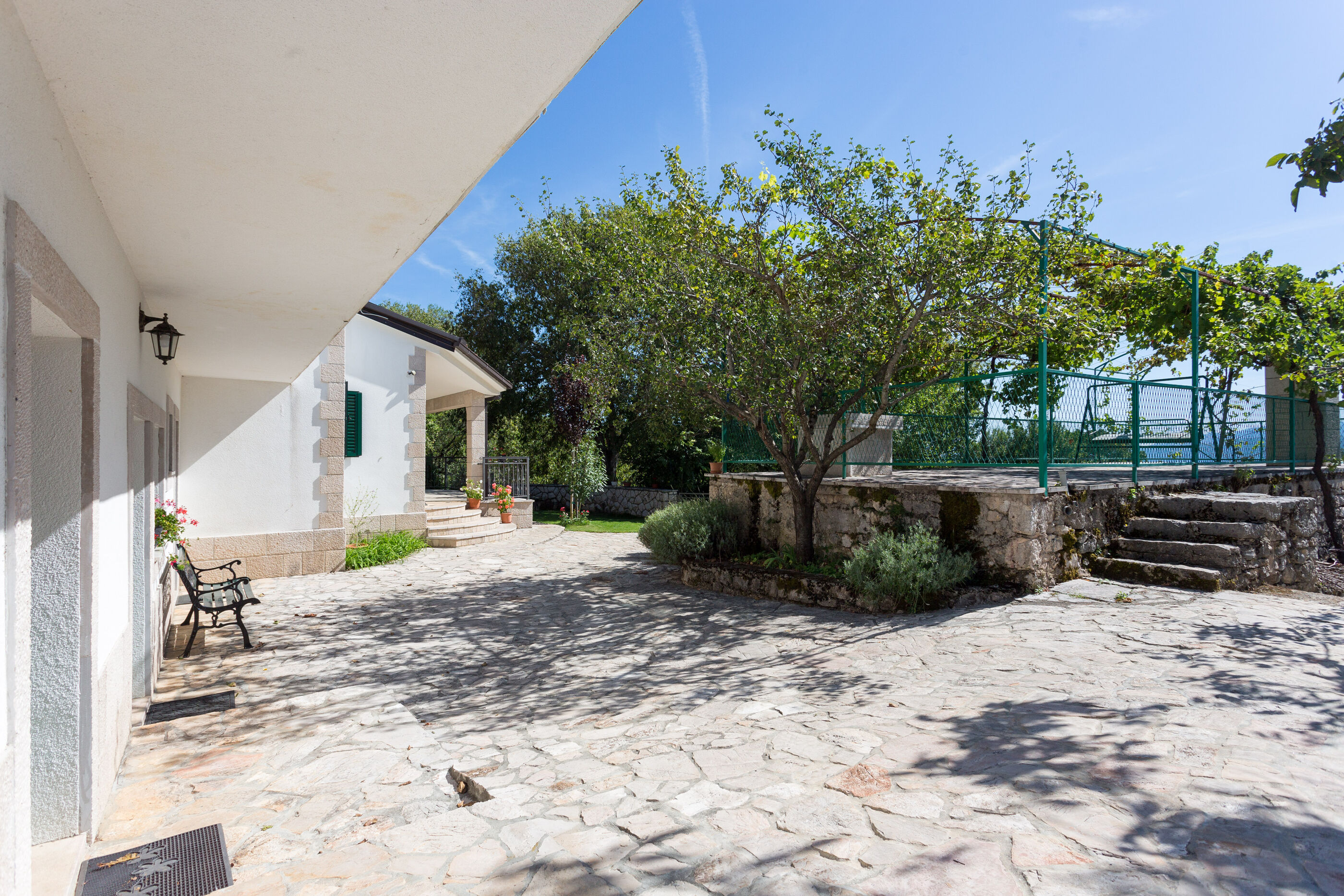 Villa Green Oasis V9621-K1