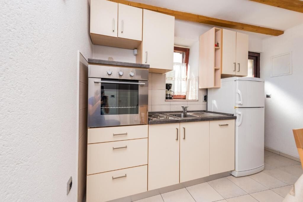 House Romanca 90461-K1
