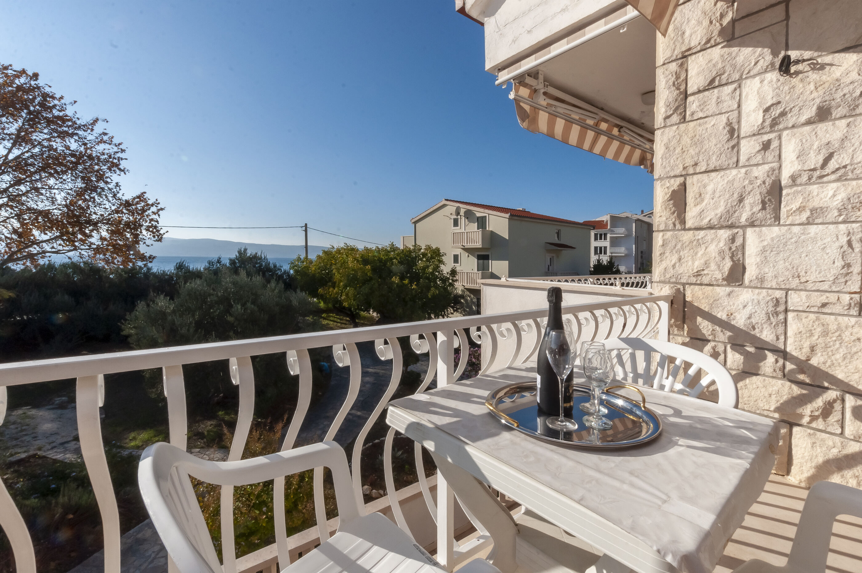 Apartments Near Beach 90351-A1