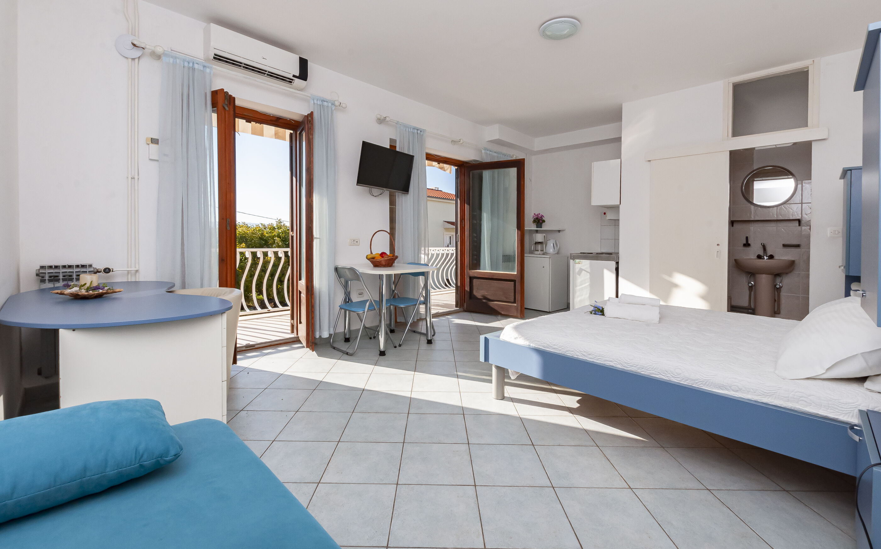 Apartments Near Beach 90351-A2