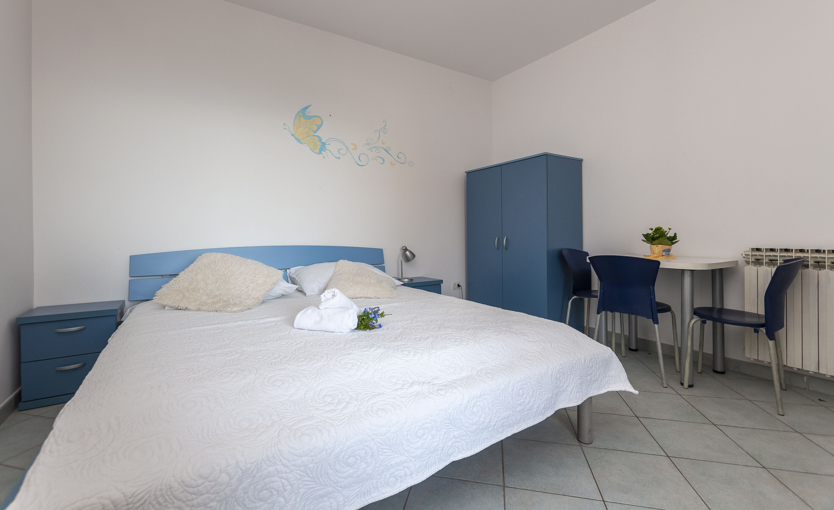 Apartments Near Beach 90351-A3