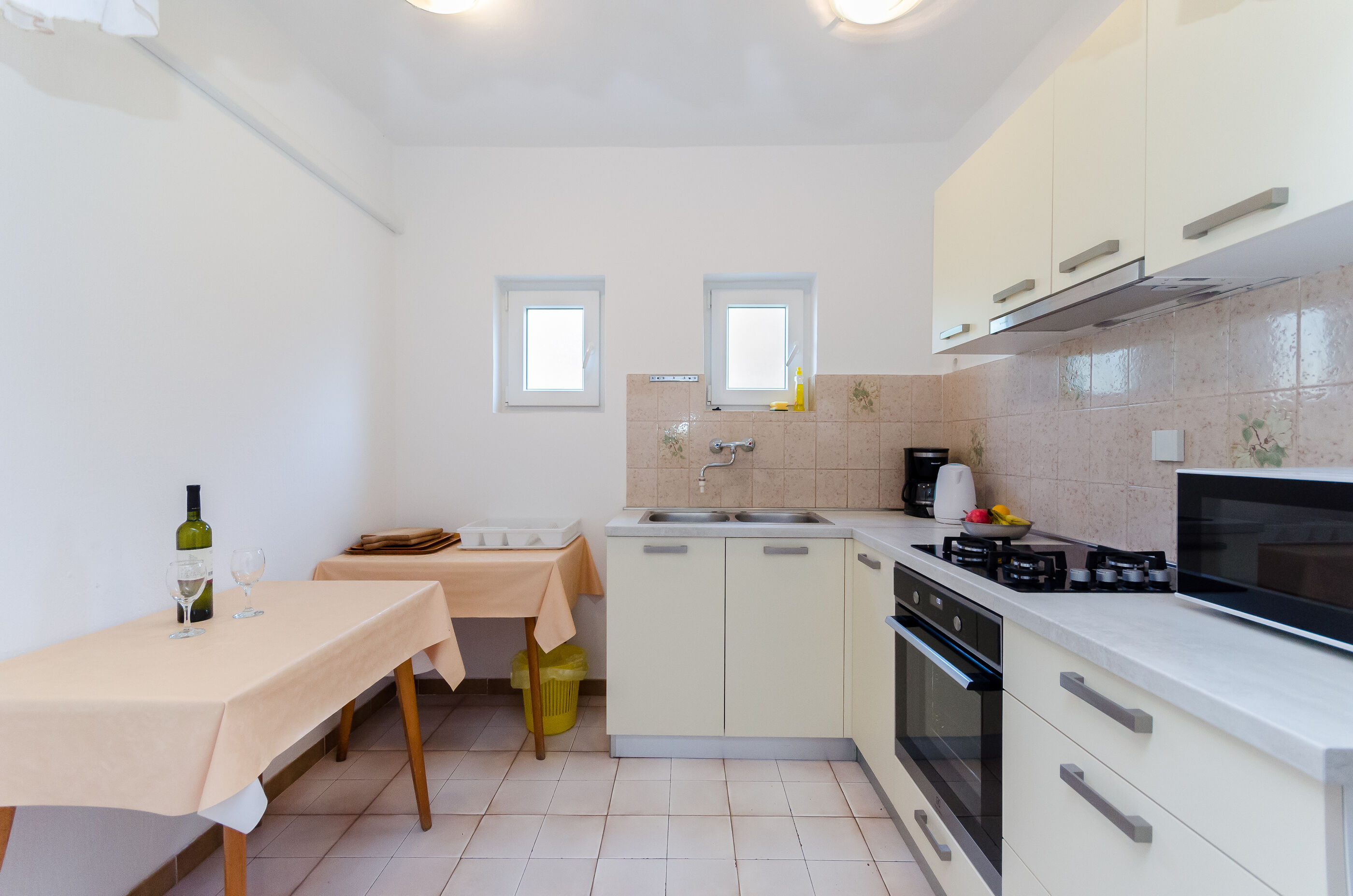 Apartments Luce 88031-A1