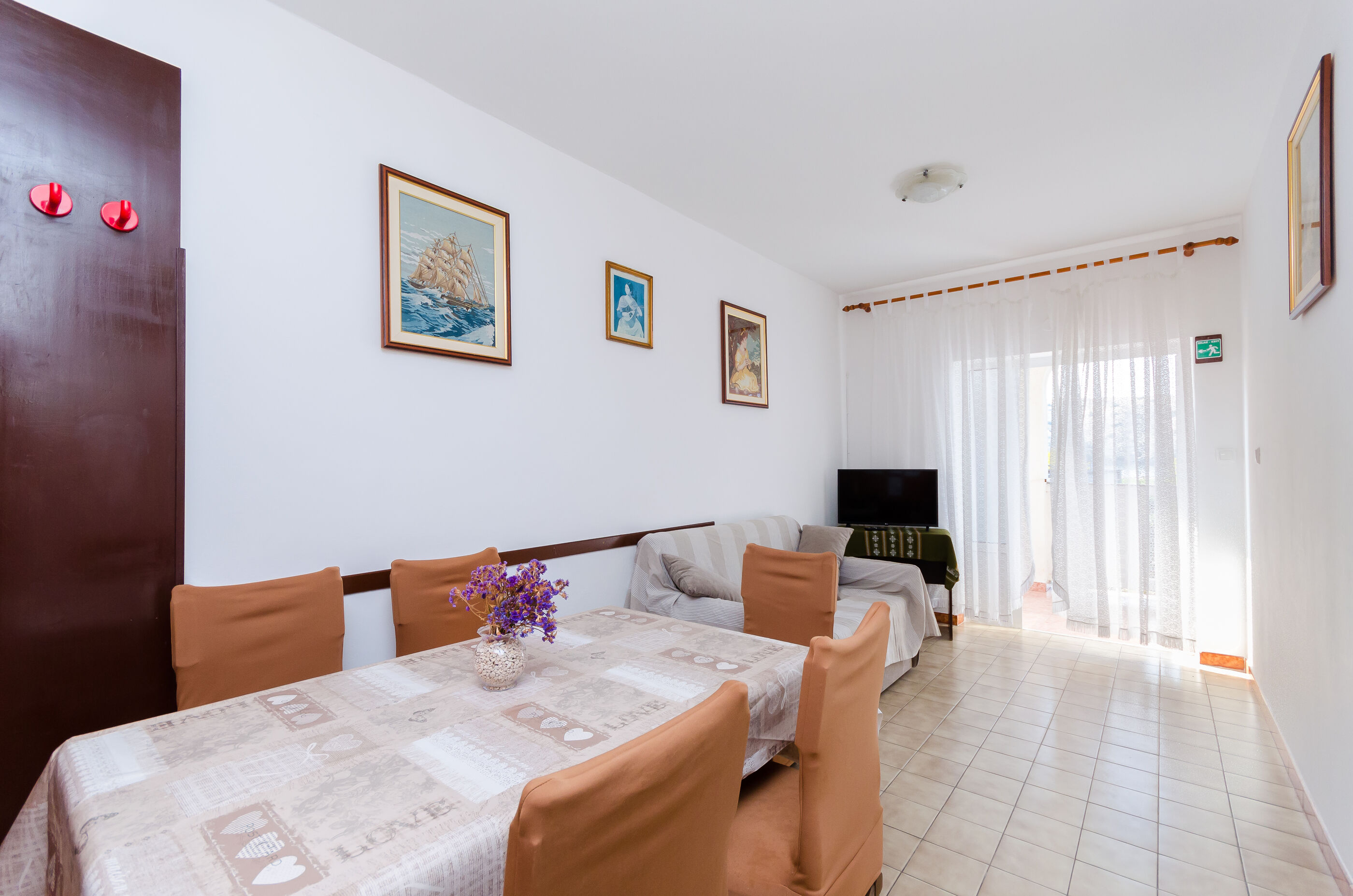 Apartments Luce 88031-A1
