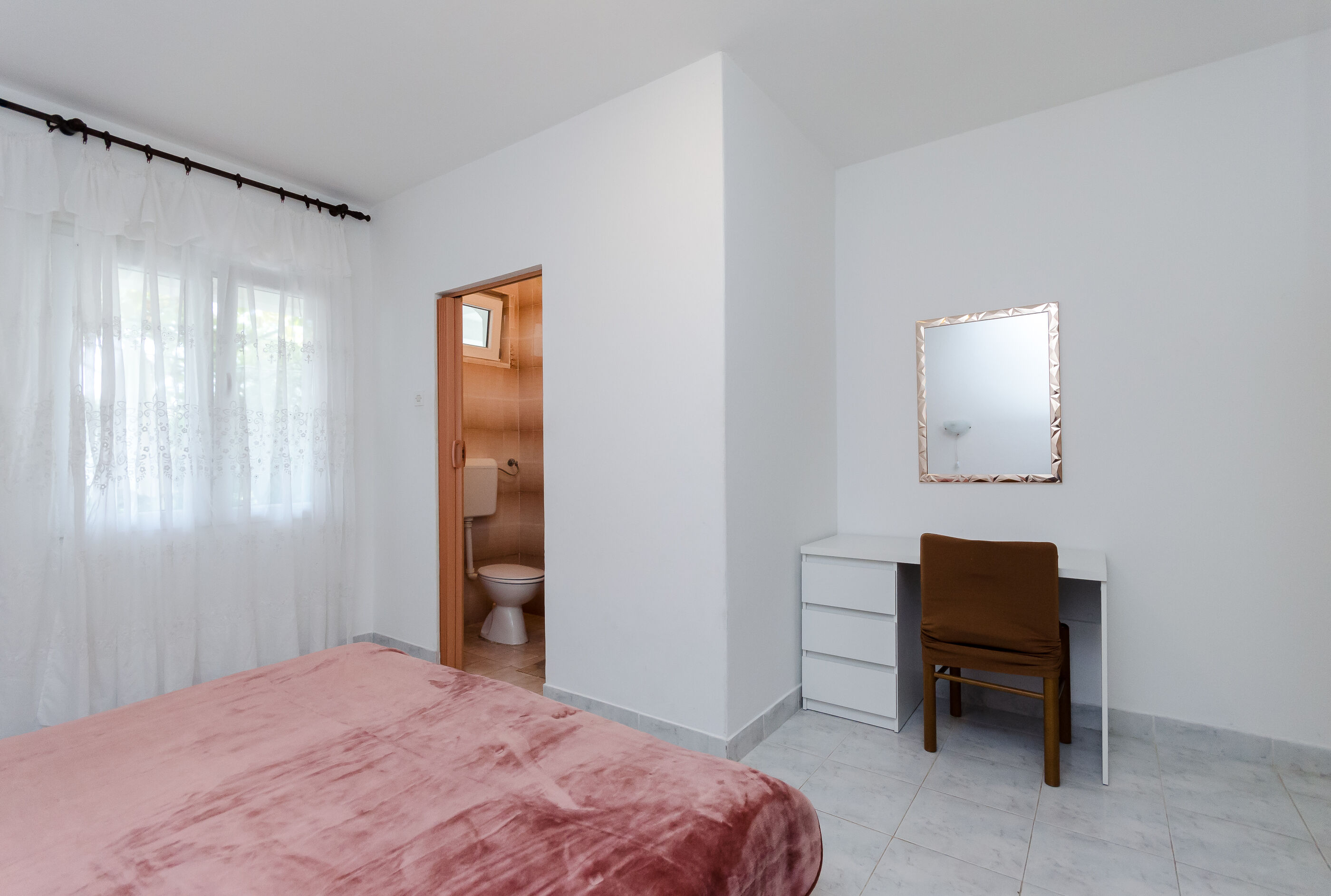 Apartments Luce 88031-A2