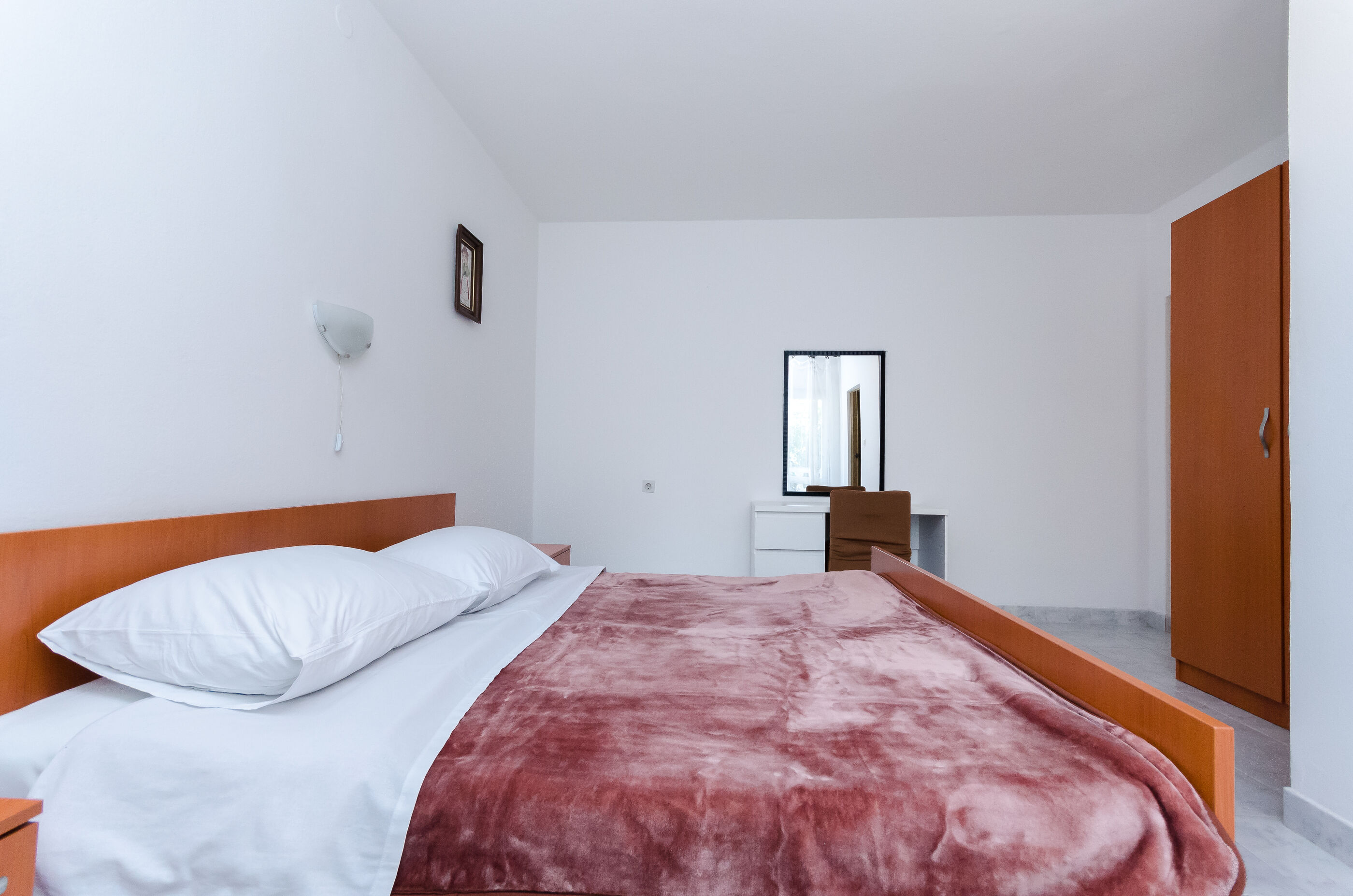 Apartments Luce 88031-A2
