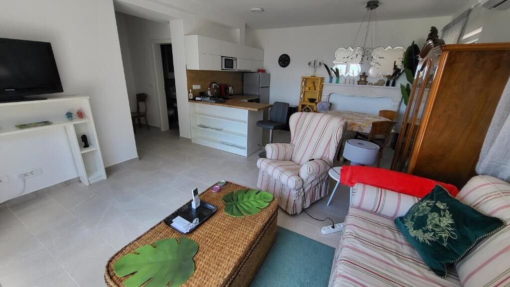 Apartments Livingston 90221-A1