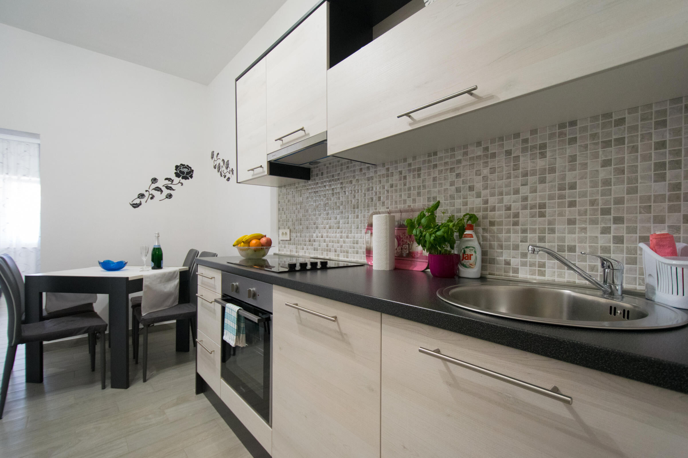 Apartments Mladenka 62176-A7