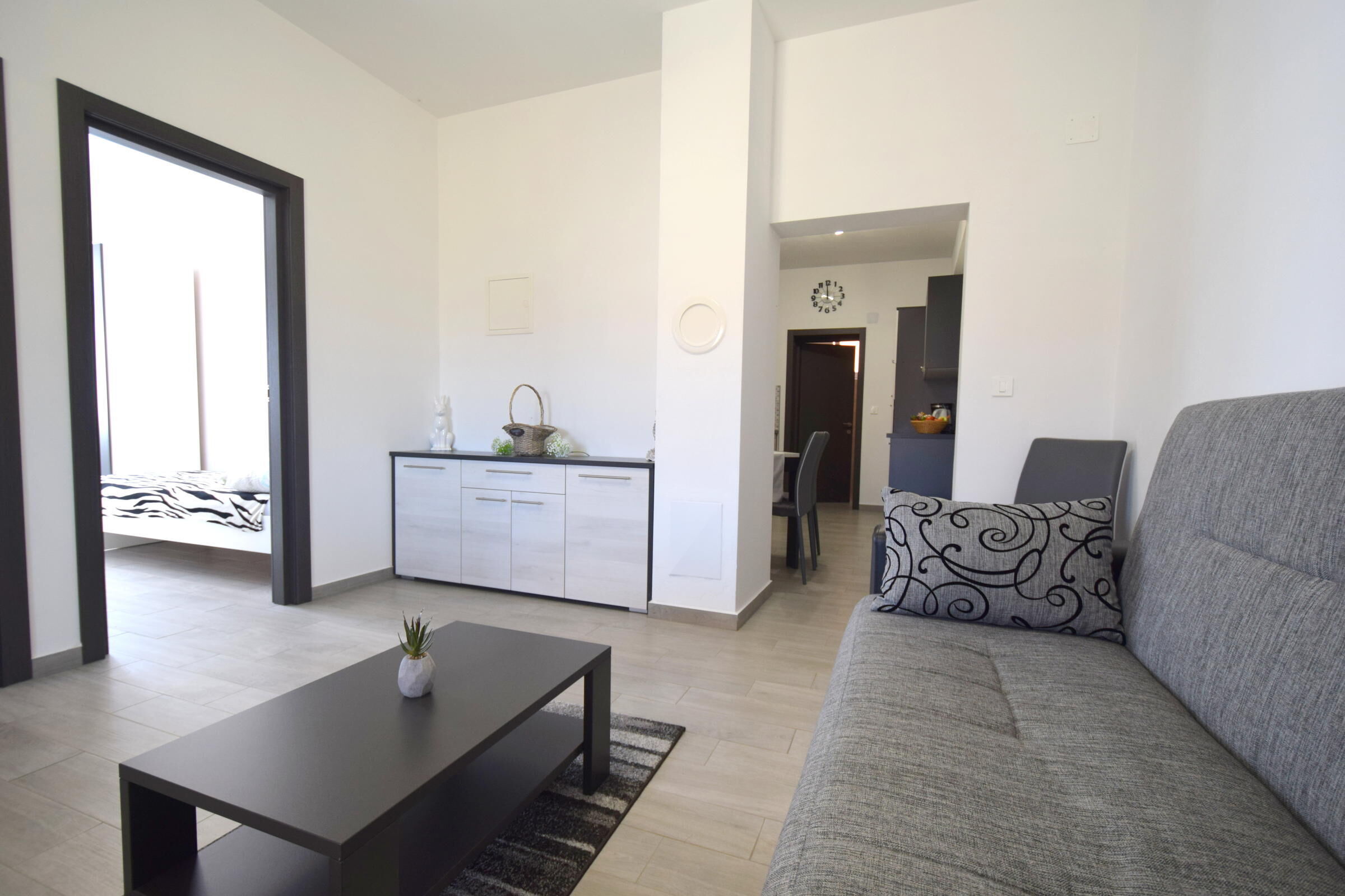 Apartments Mladenka 62176-A7