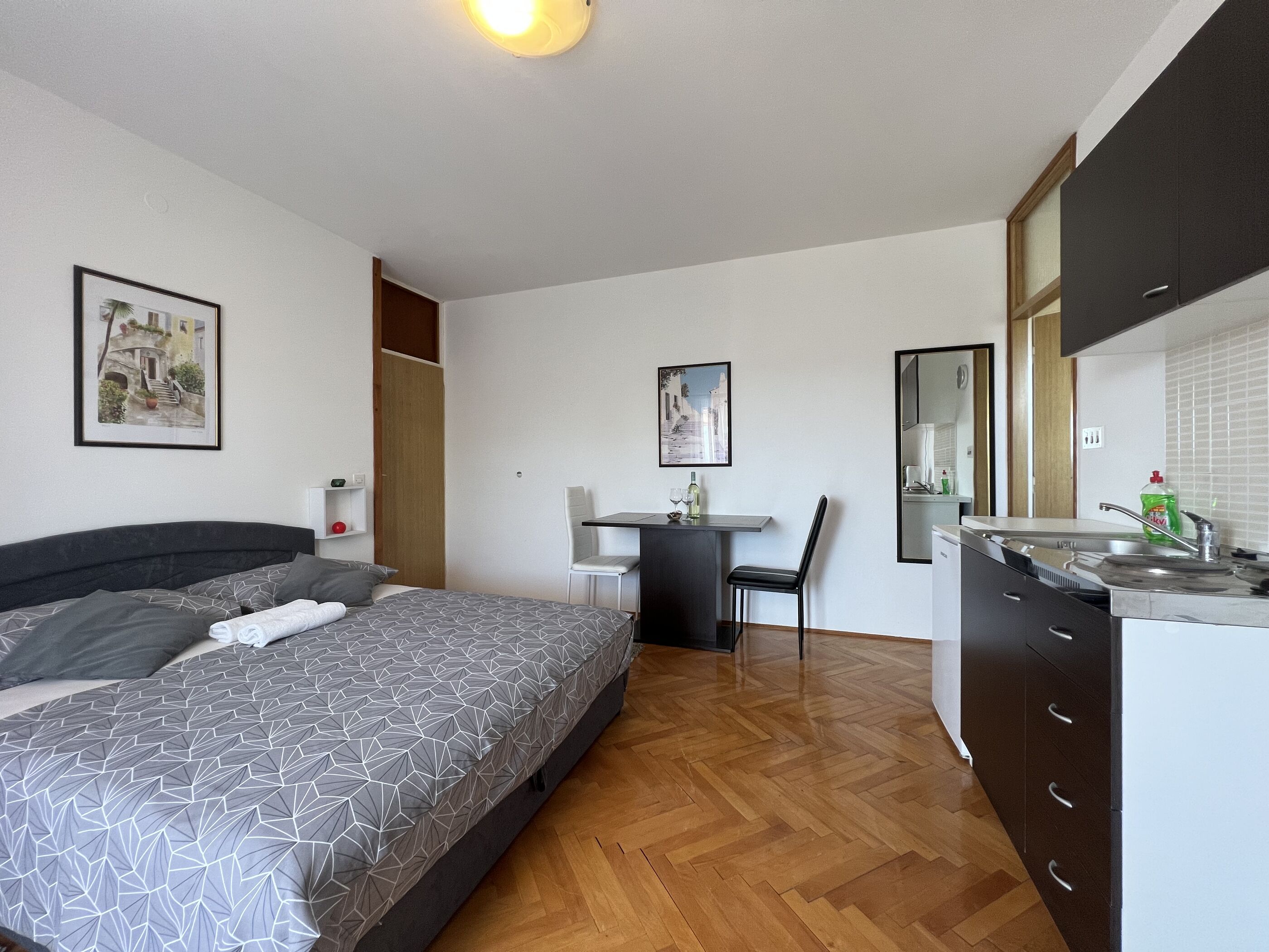 Apartments Ivona 24011-A4