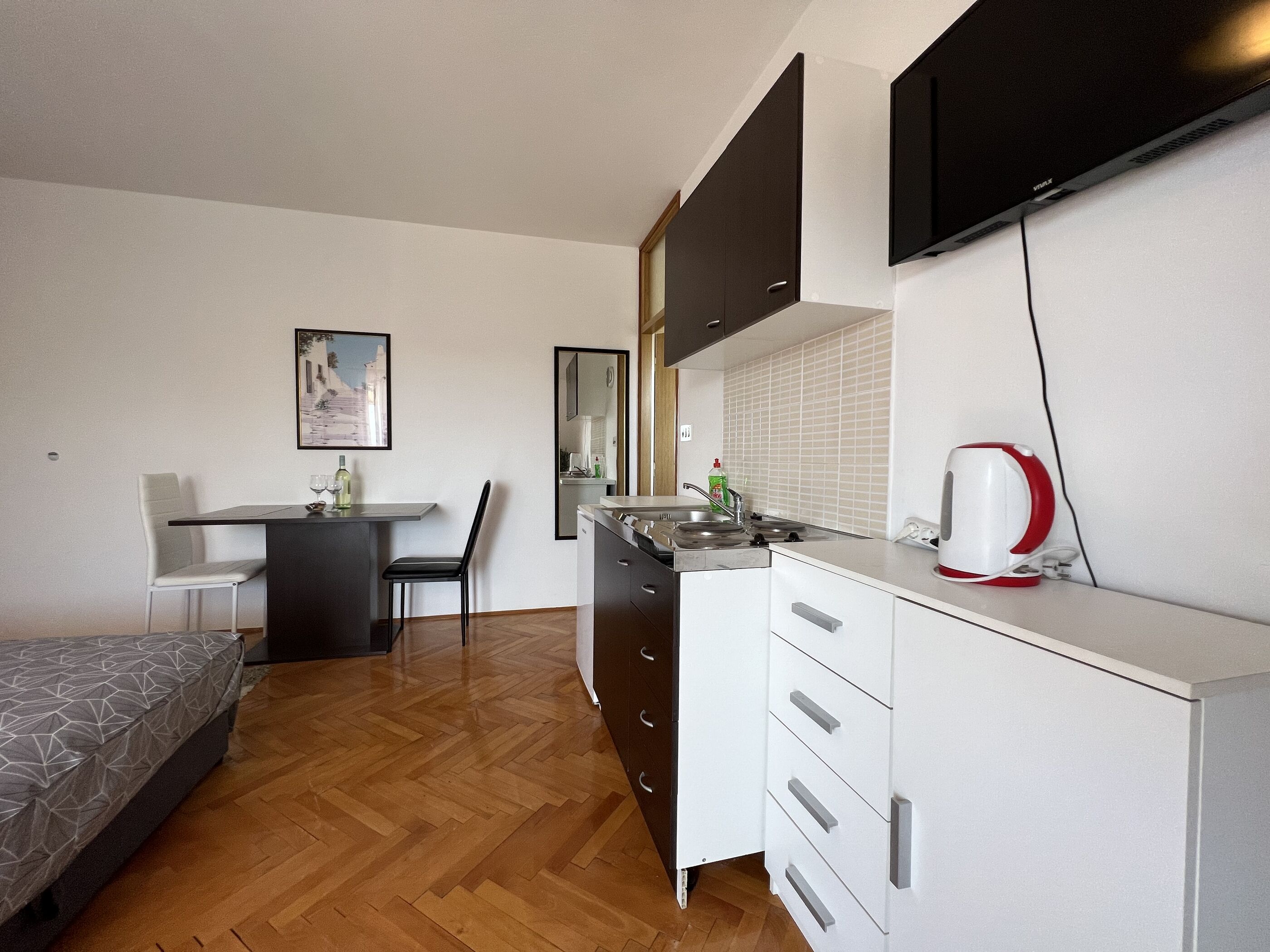 Apartments Ivona 24011-A4
