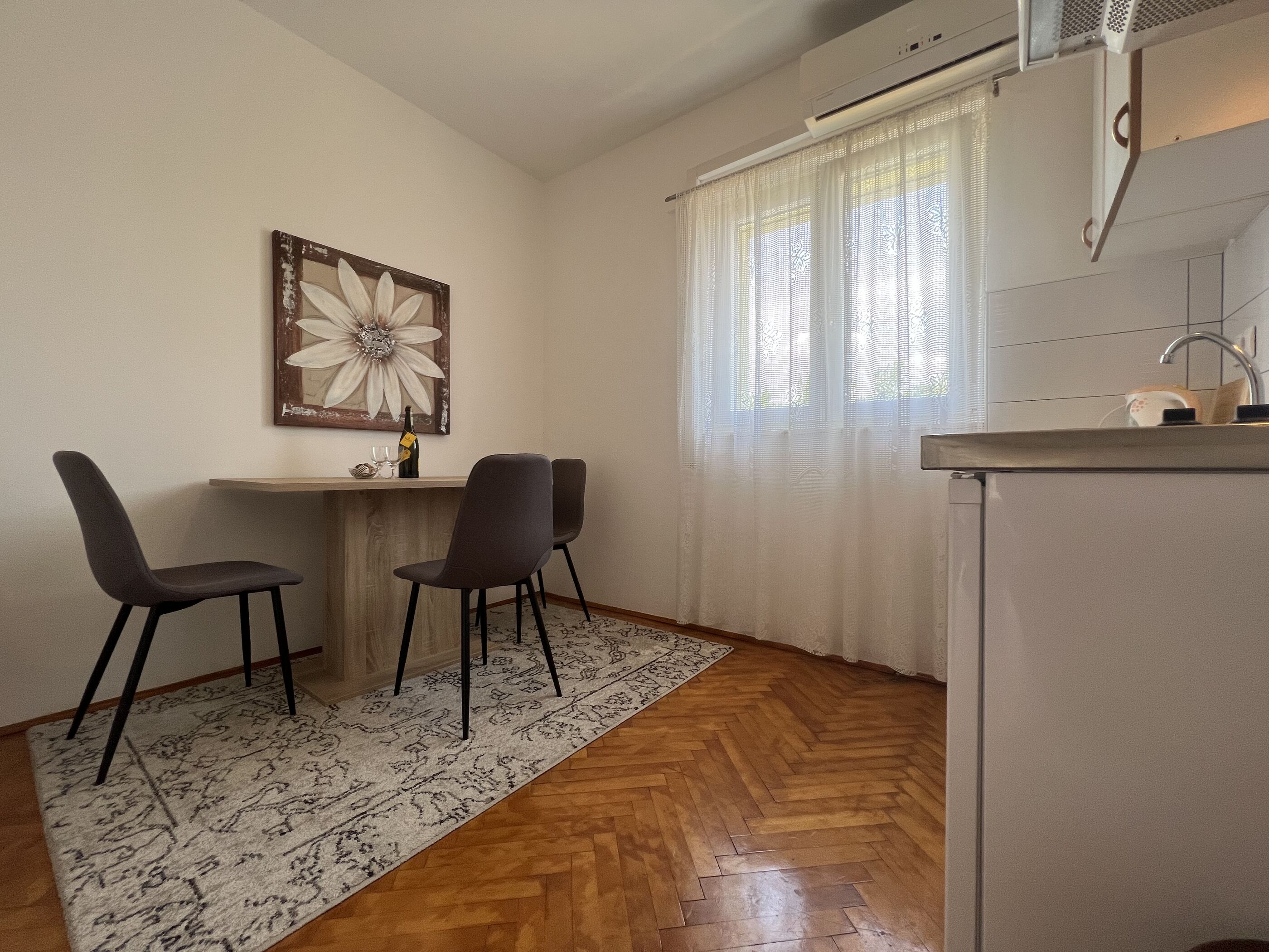Apartments Ivona 24011-A2