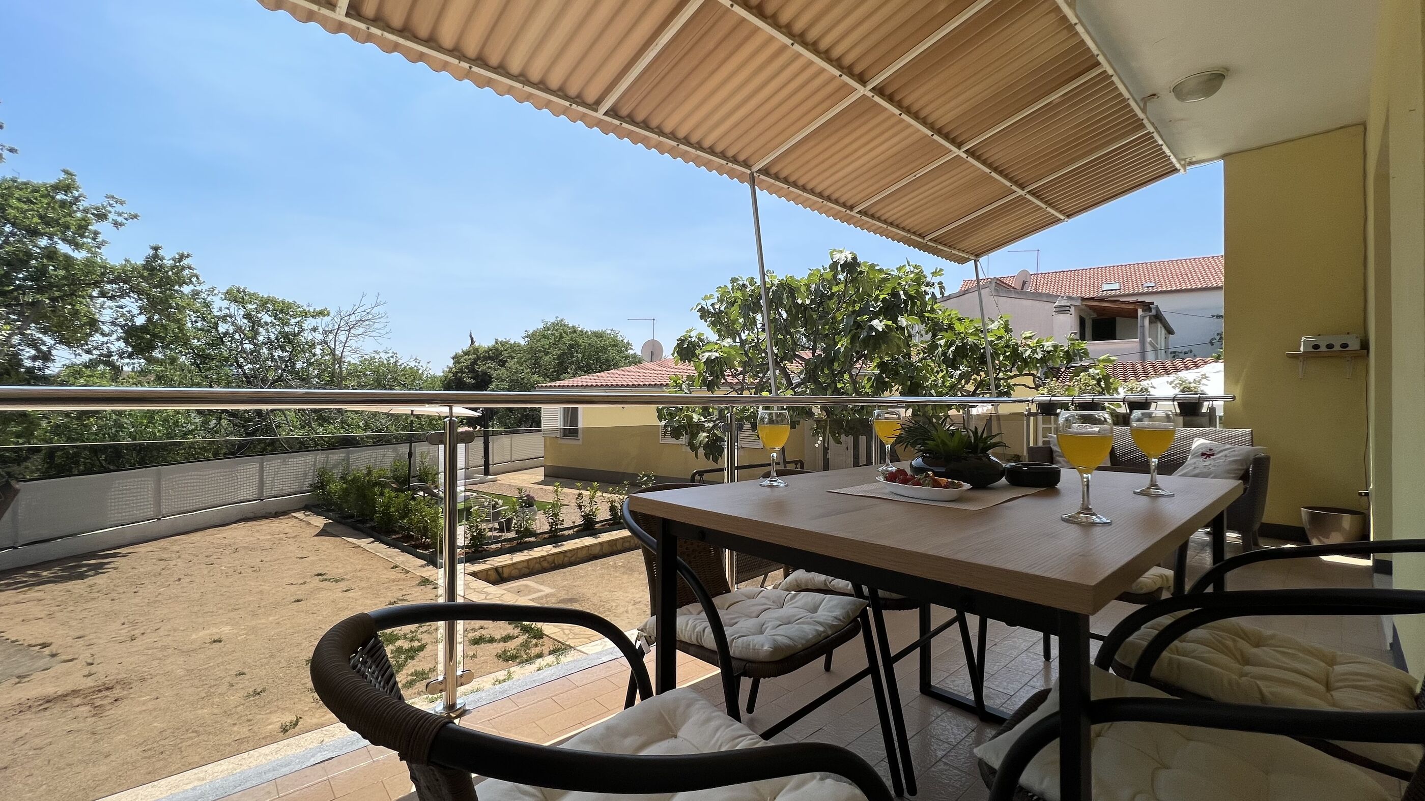 Apartments Ivona 24011-A1