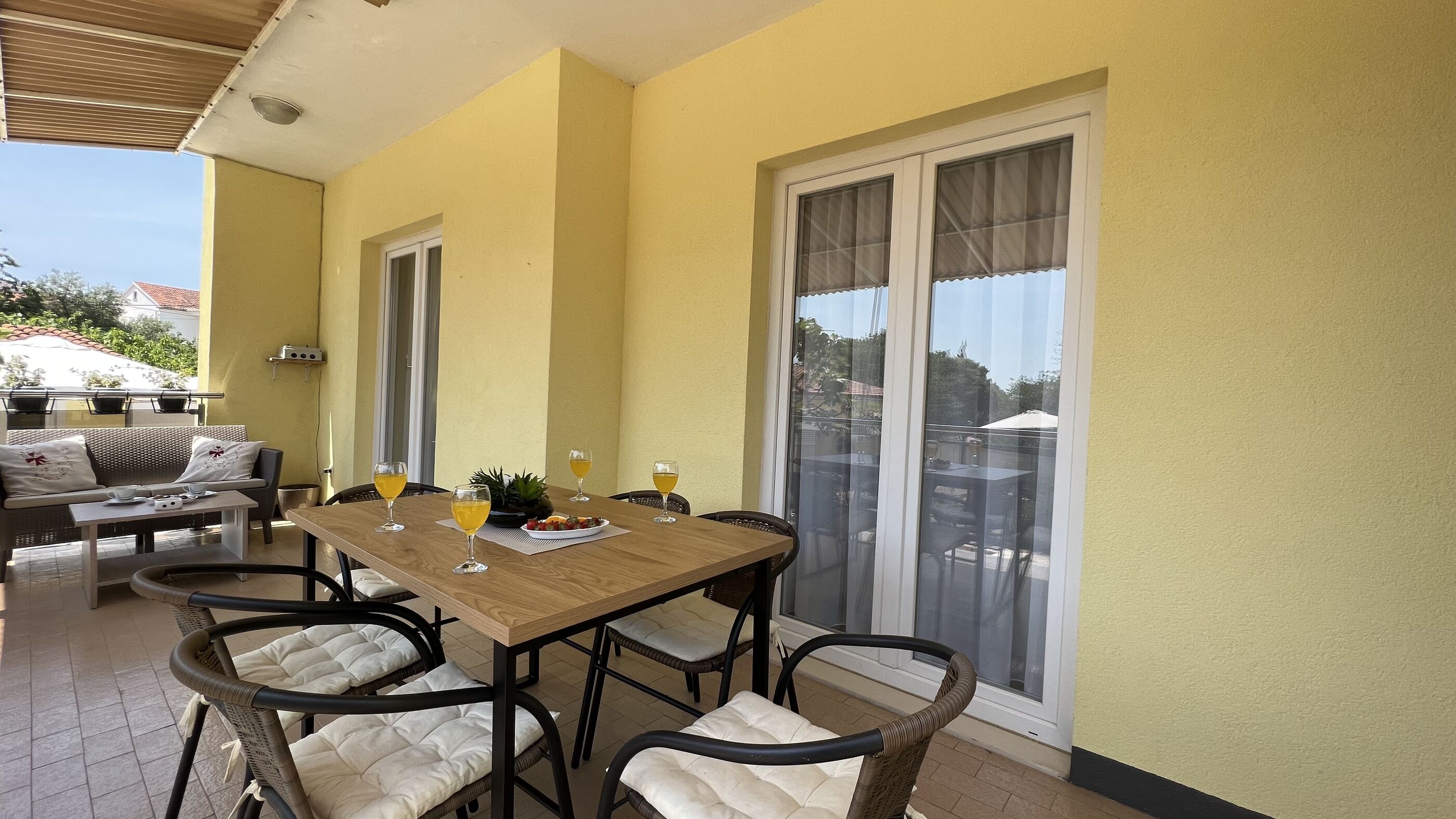 Apartments Ivona 24011-A1