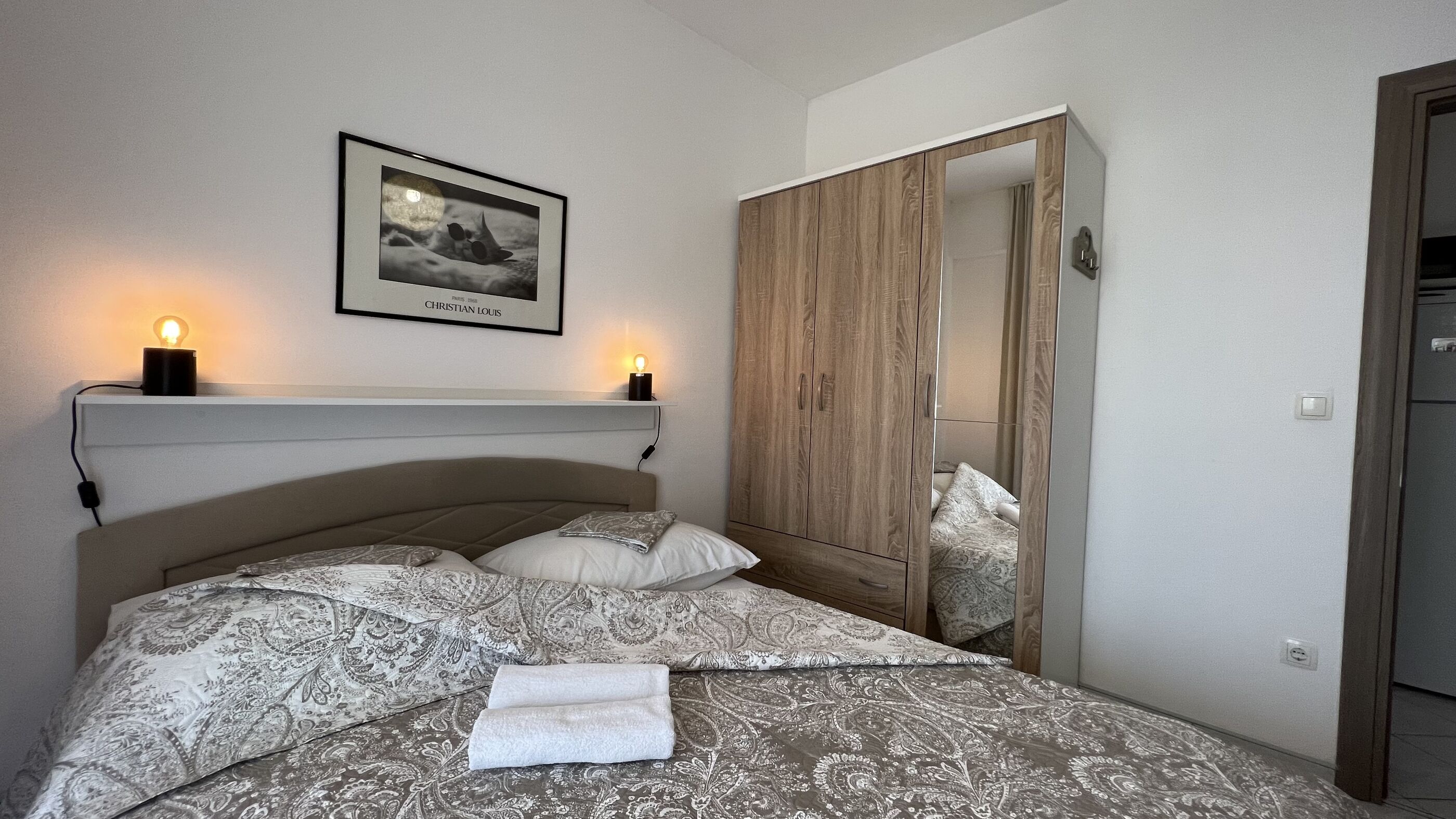 Apartments Ivona 24011-A1