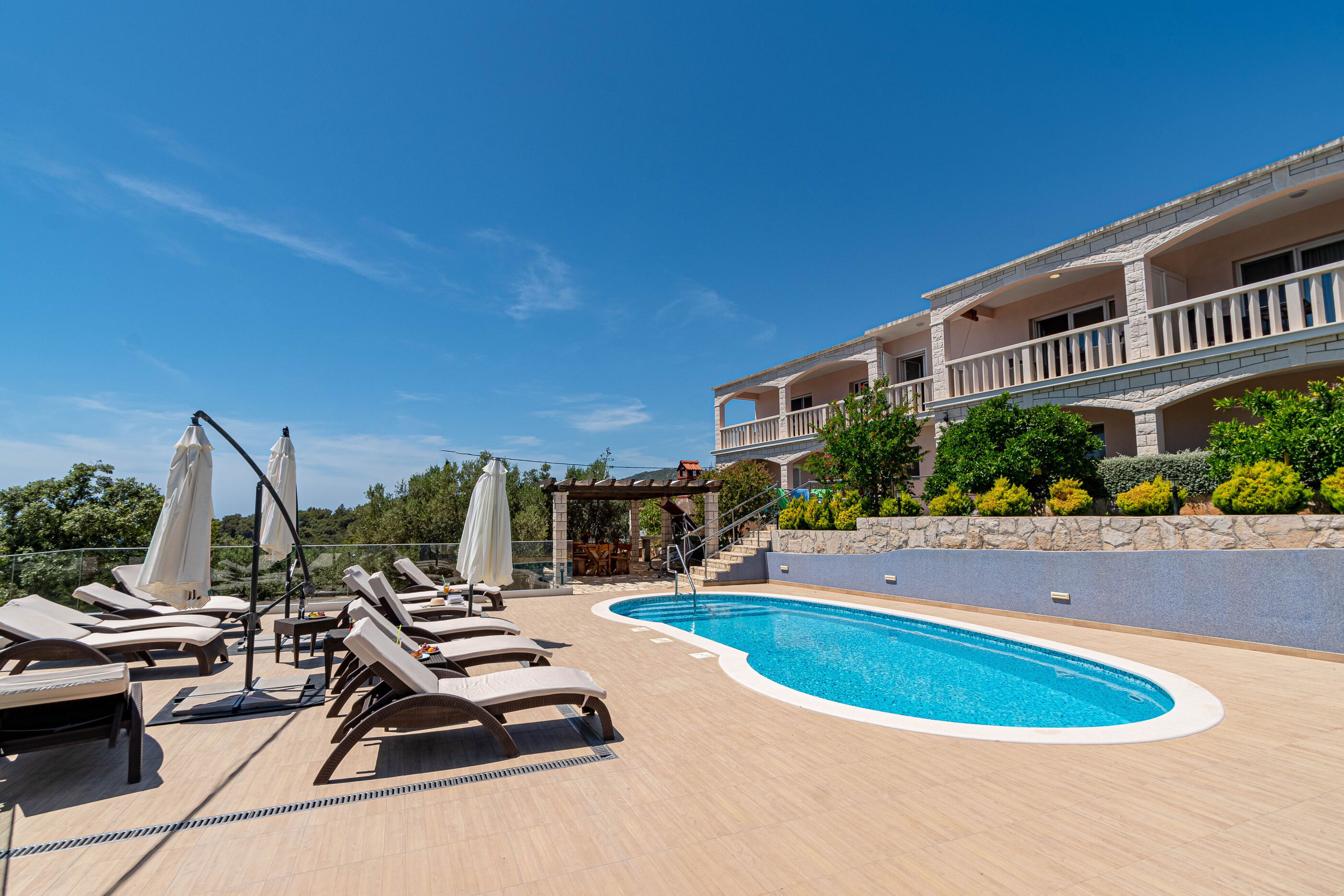 Apartment Veseljko 51761-A2