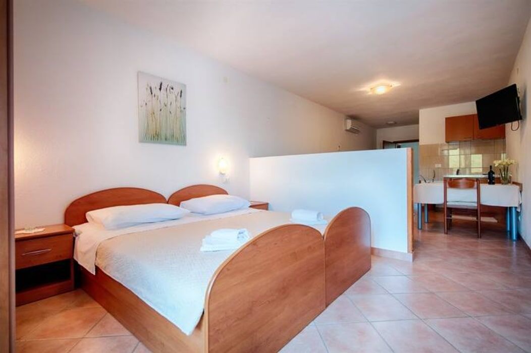 Apartments Daniela 53951-A3