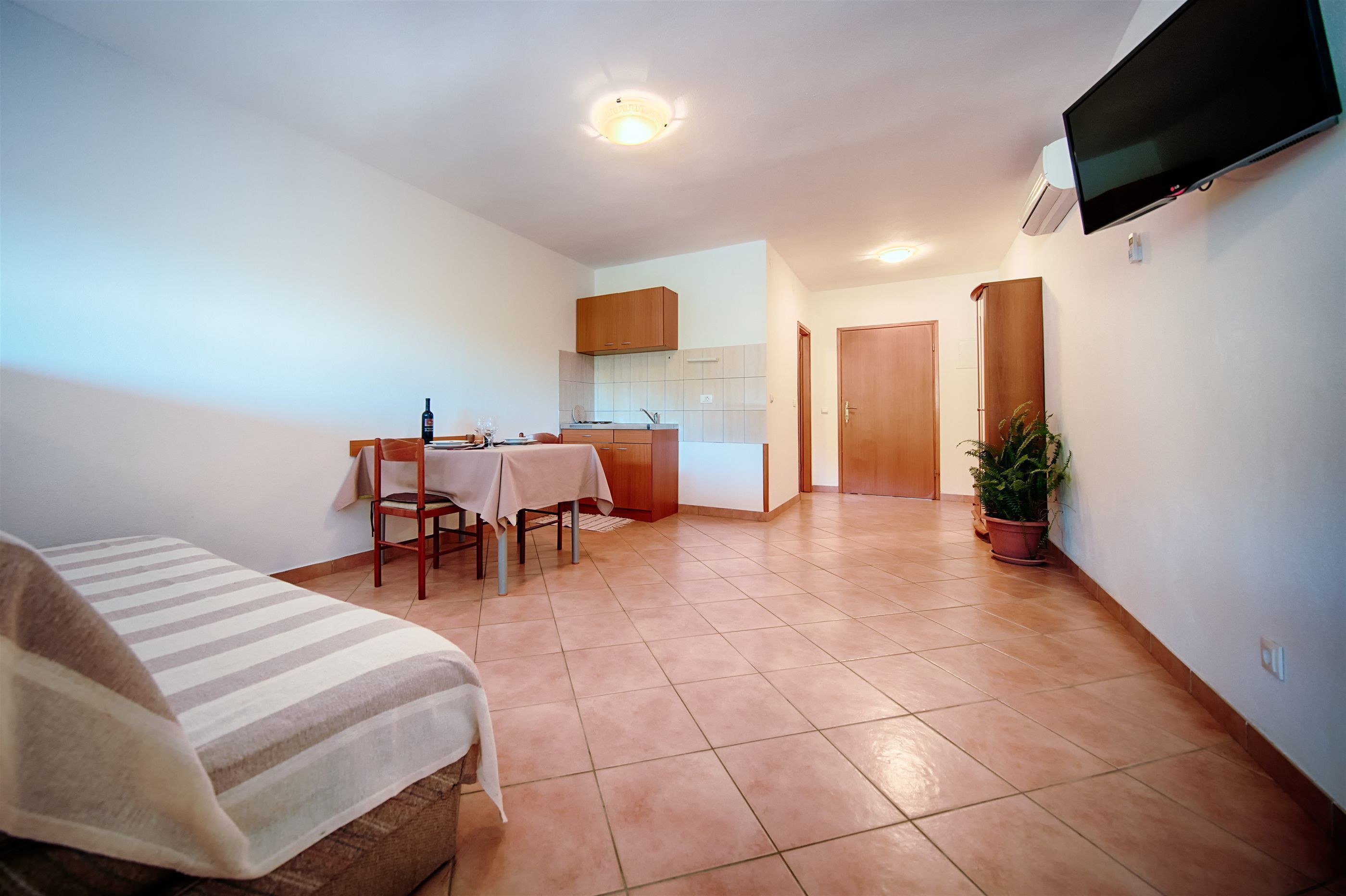 Apartments Daniela 53951-A2