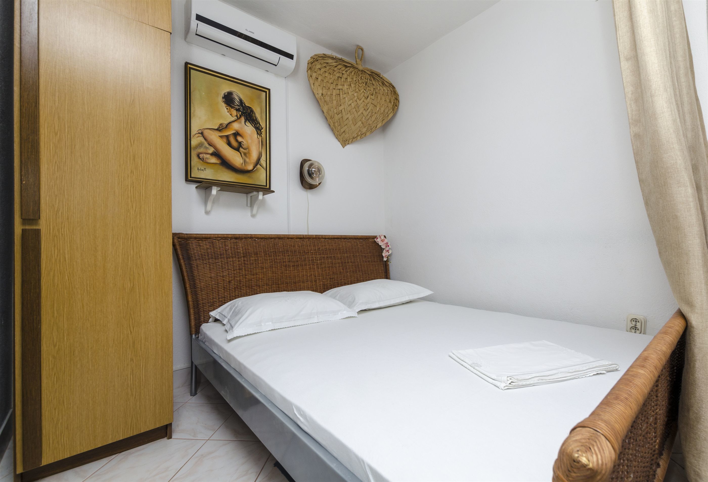 Apartments Dvornik 44361-A2