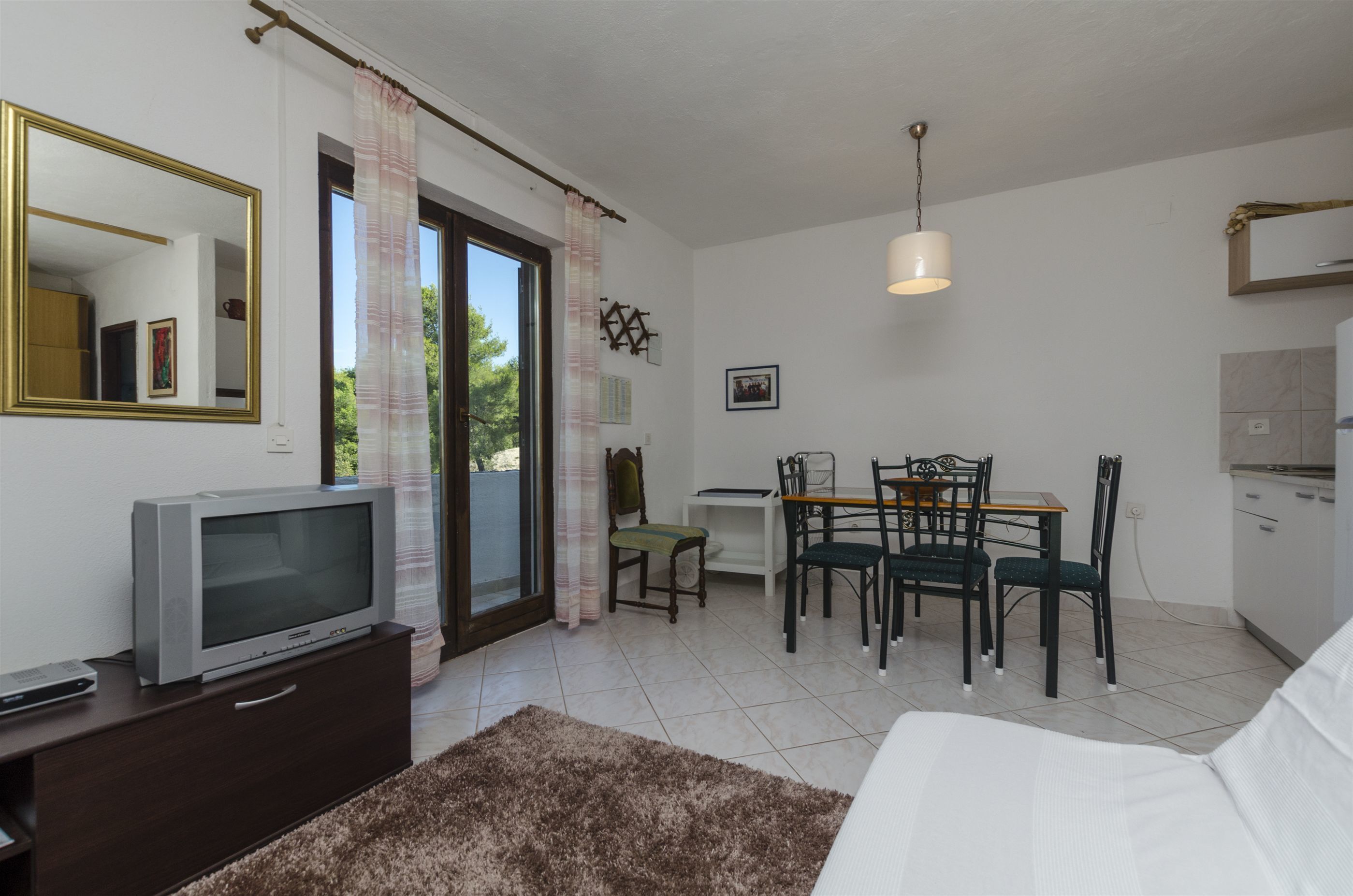 Apartments Dvornik 44361-A2