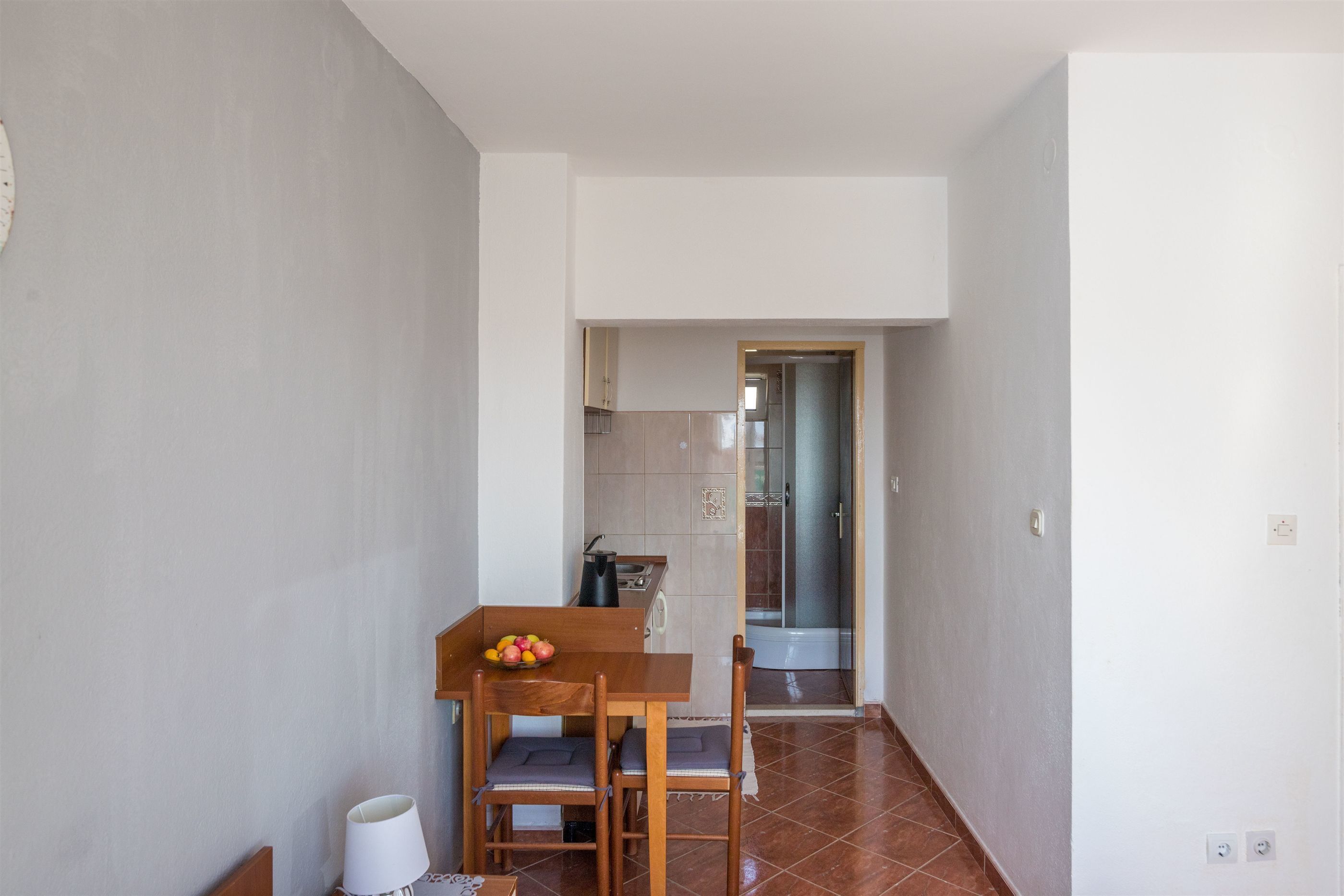Apartments Tolj 37031-A1