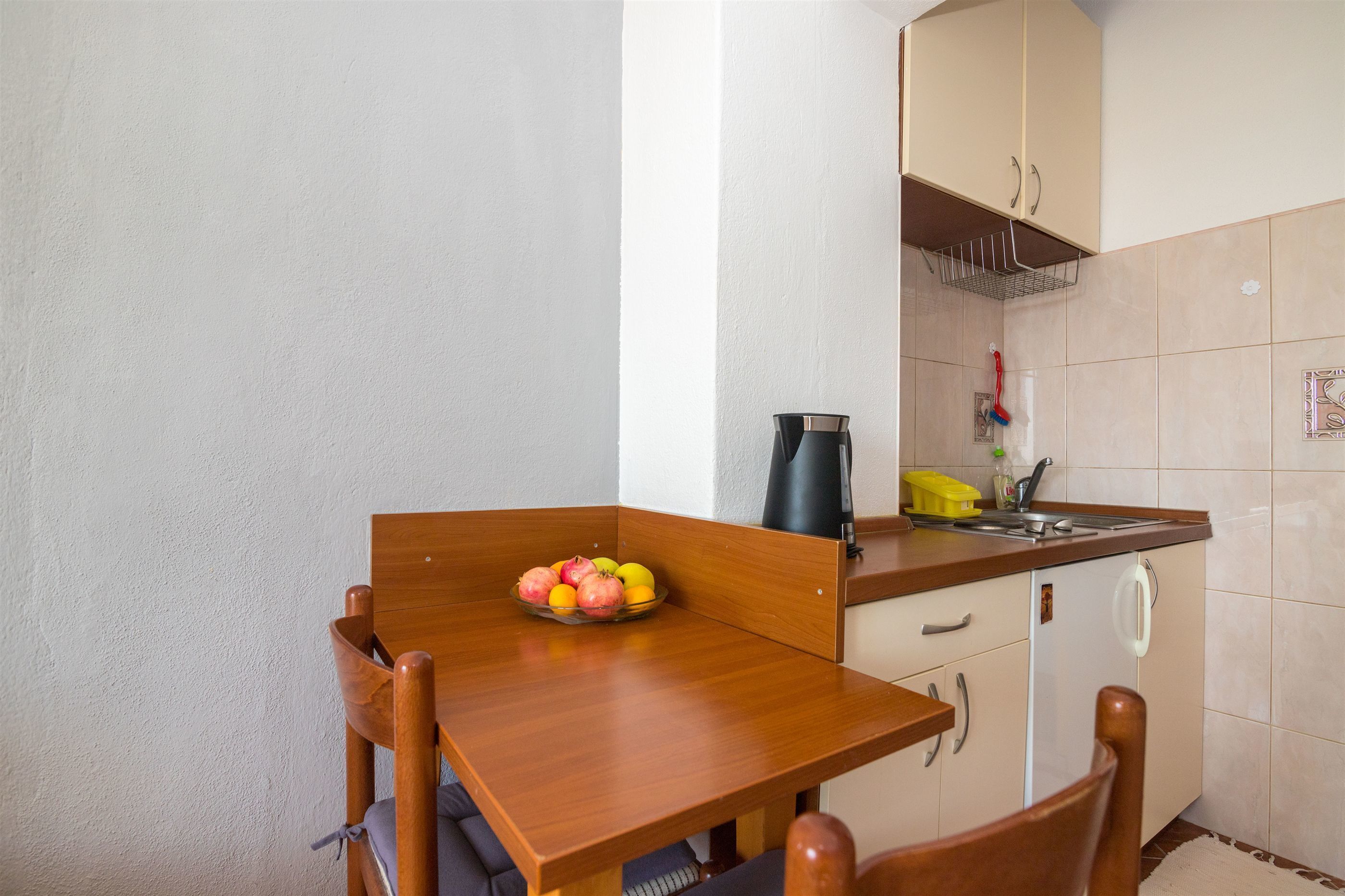 Apartments Tolj 37031-A1