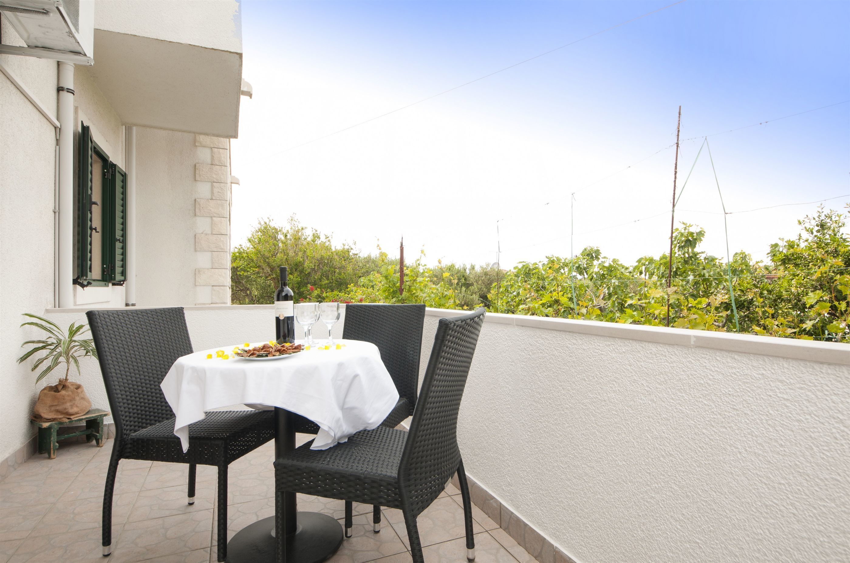 Apartments Tihana 44621-A2