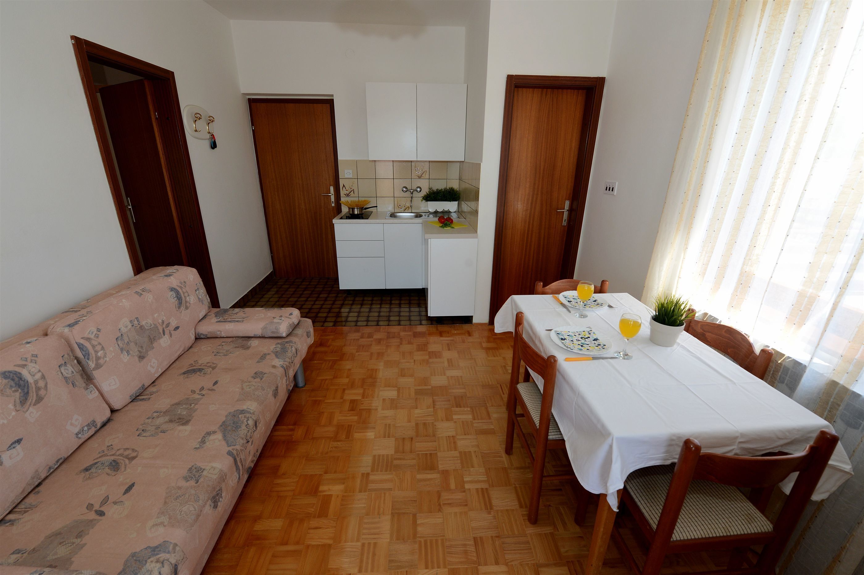 Apartments Anđelko 22491-A4