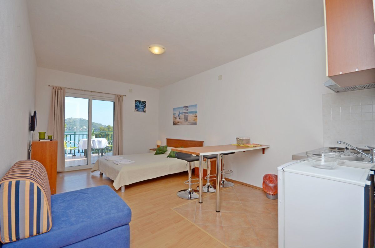 Apartments Luka 53731-A4