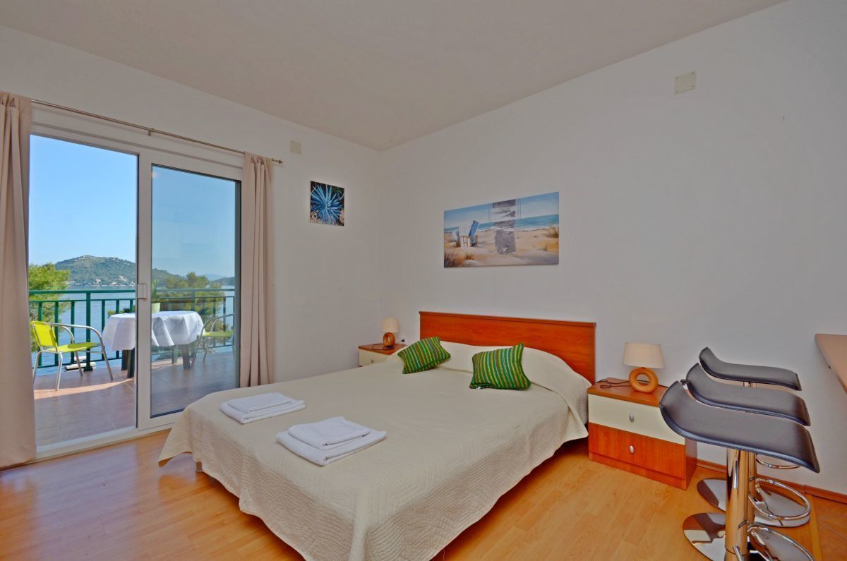 Apartments Luka 53731-A4