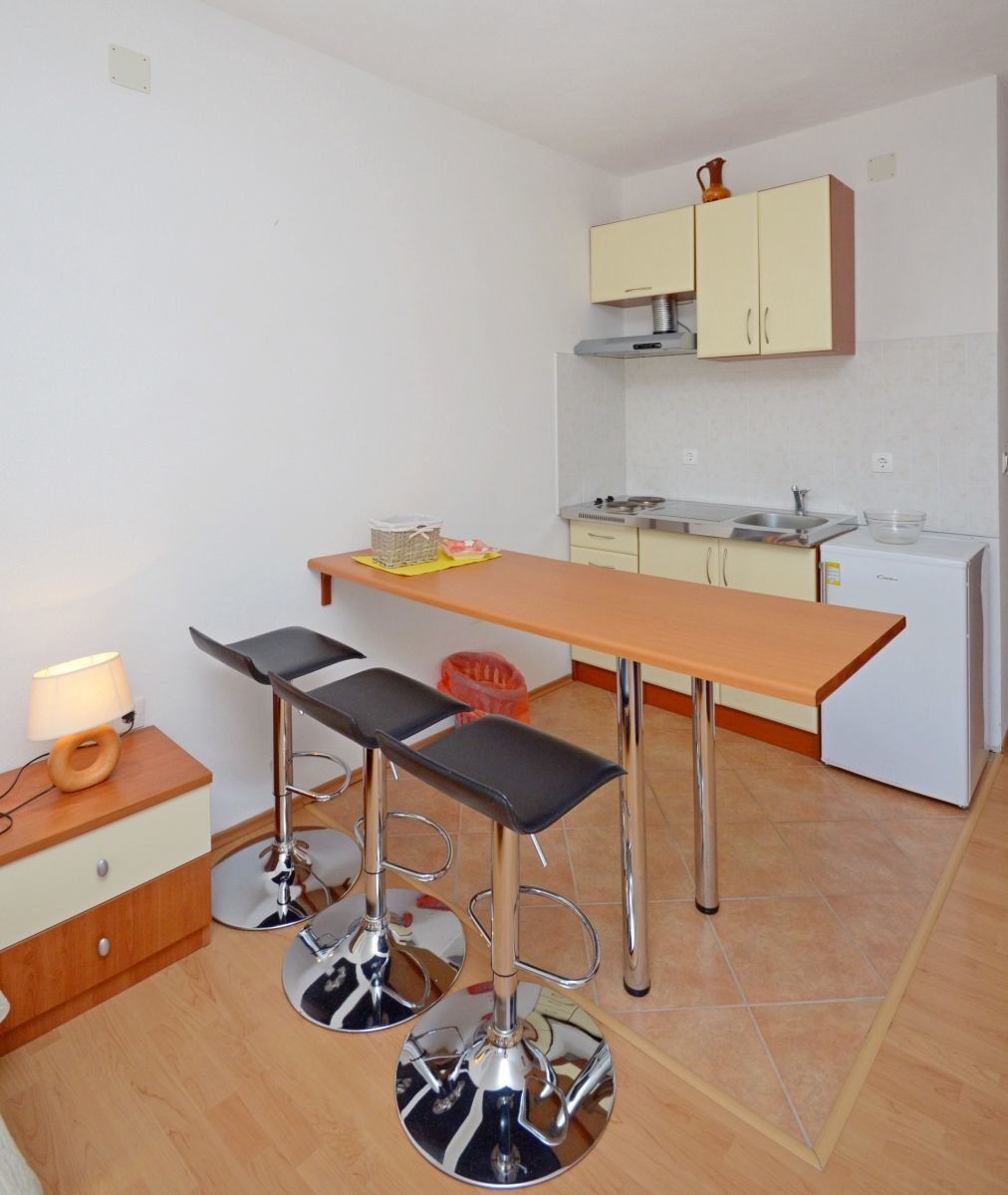 Apartments Luka 53731-A4