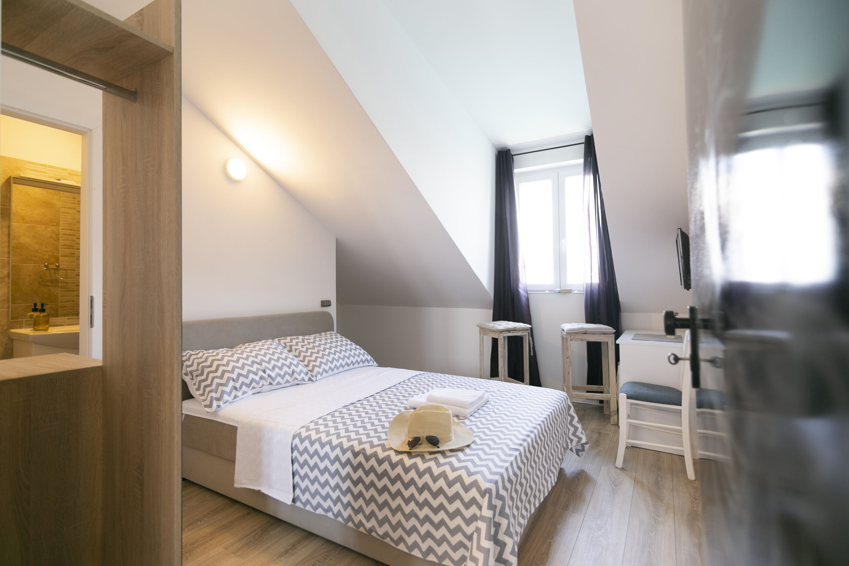 Rooms Royal 90521-S15
