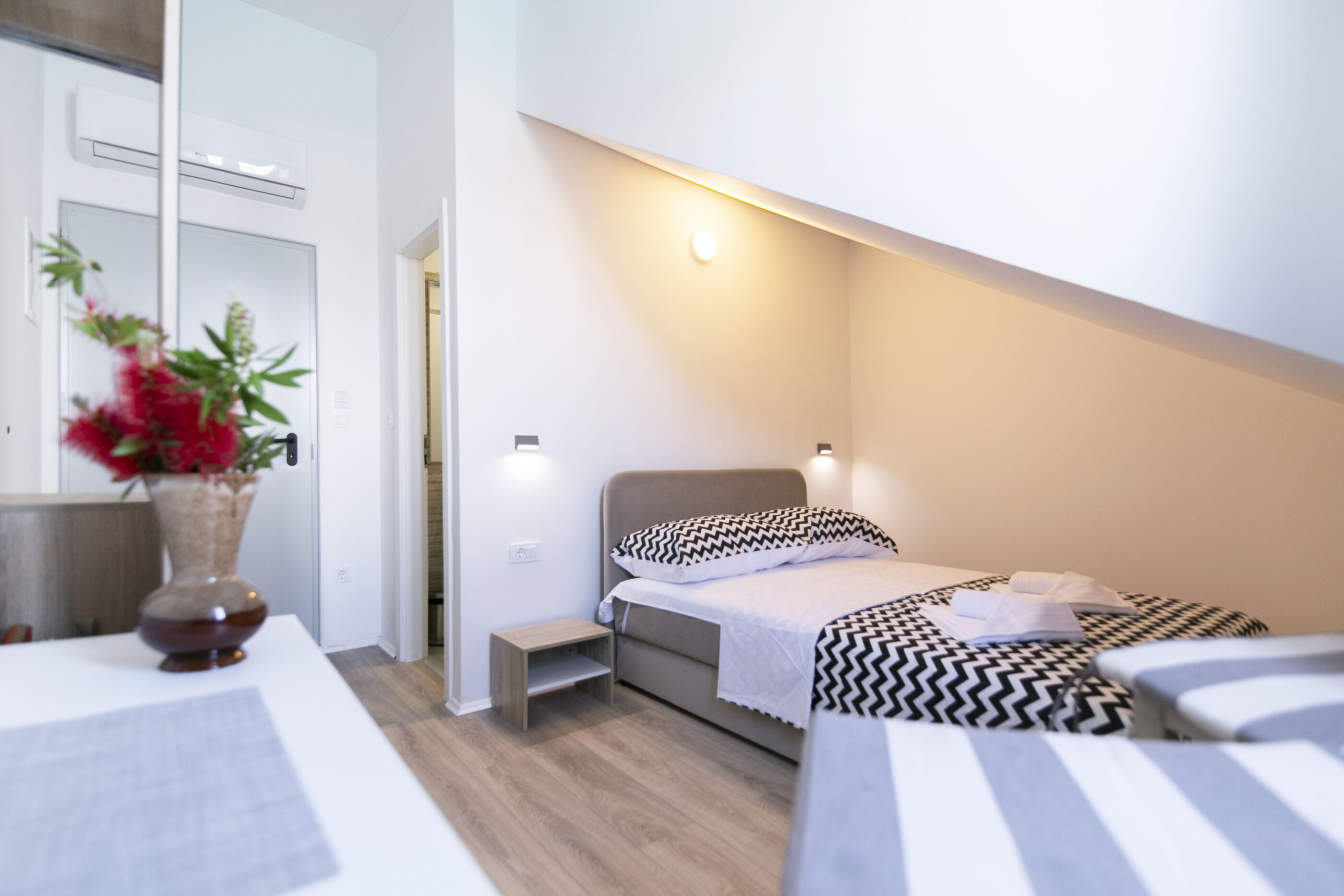 Rooms Royal 90521-S16