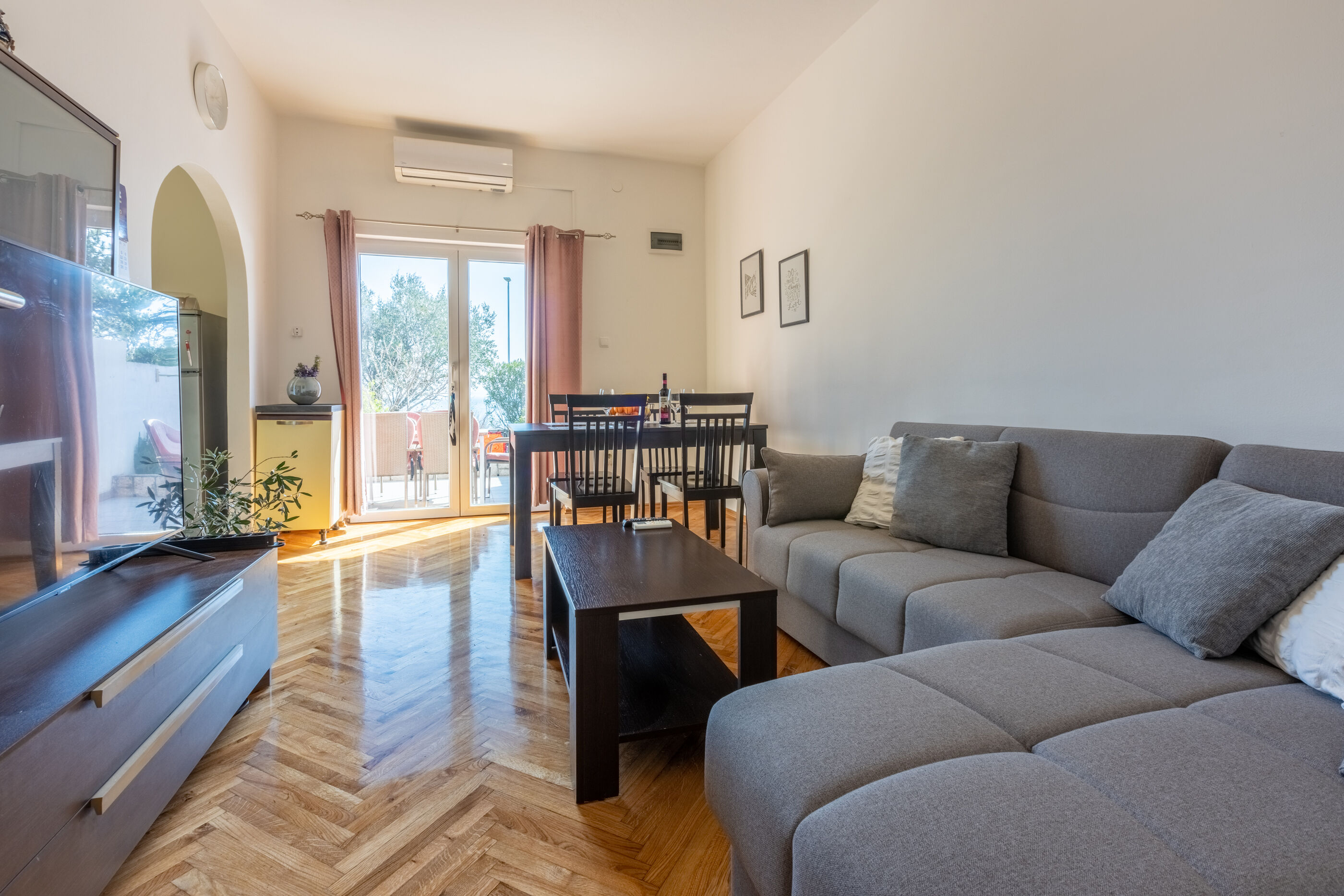 Apartments Anamarija 85401-A1