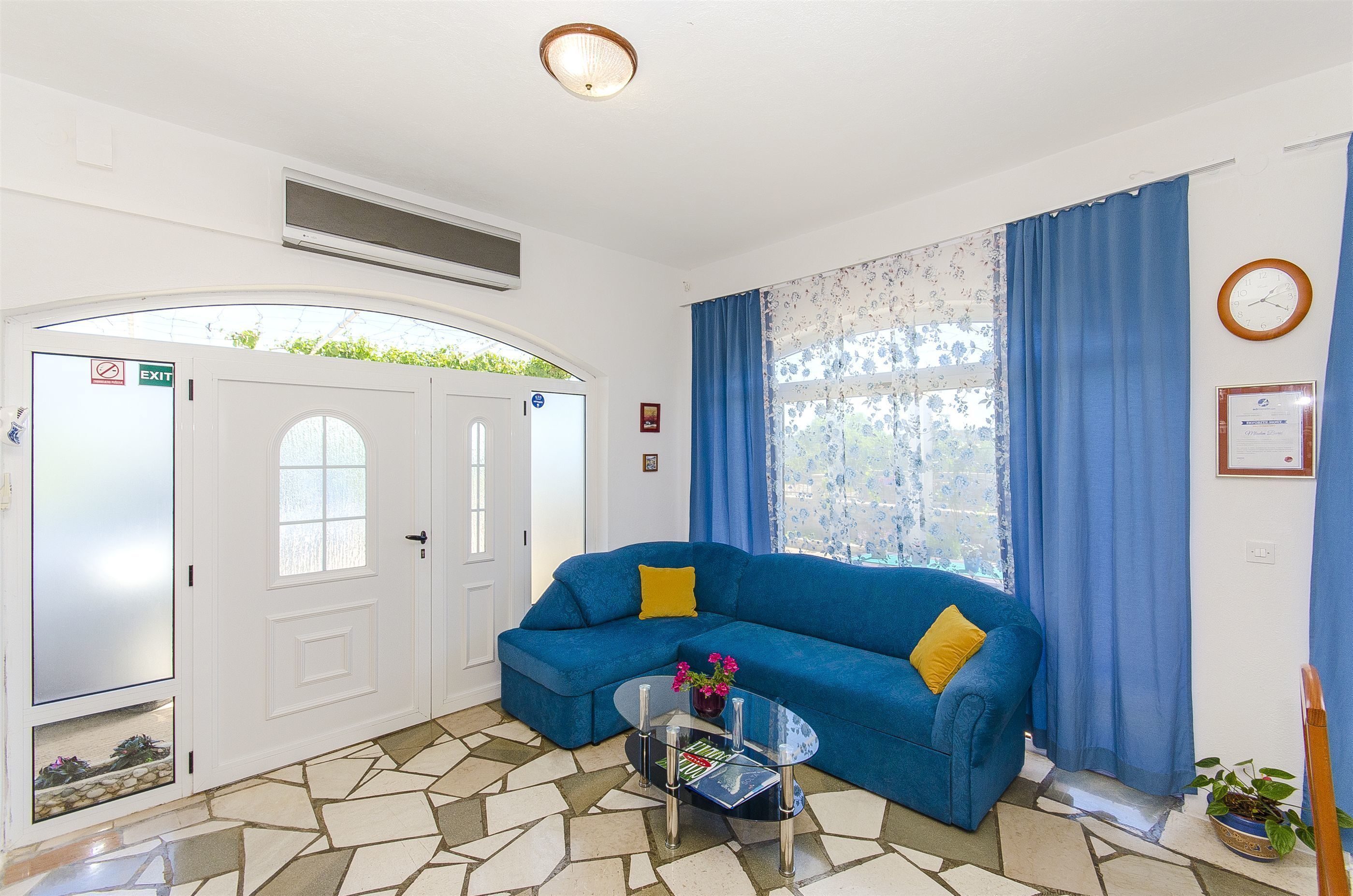 House Mladen 44771-K1
