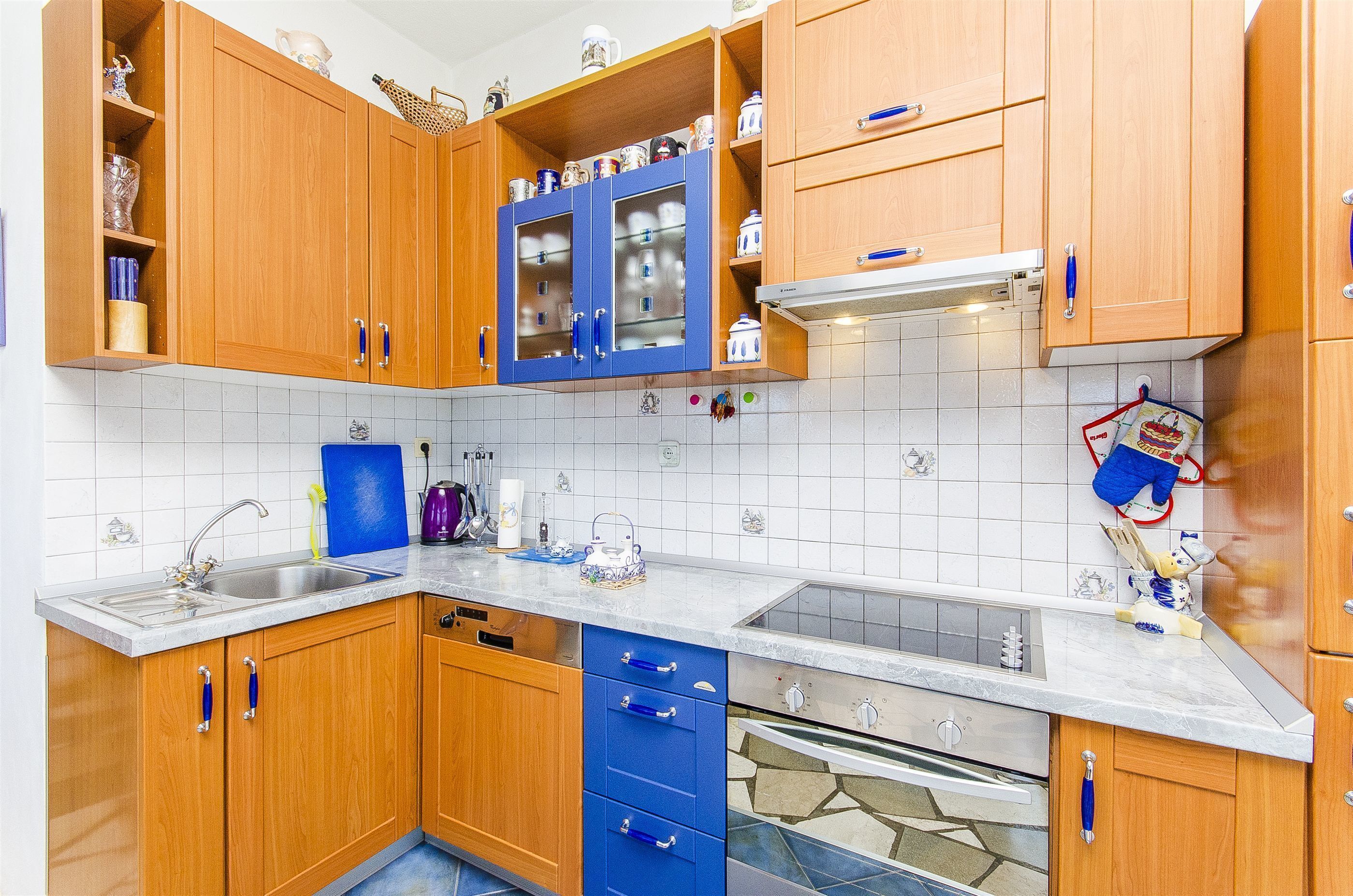 House Mladen 44771-K1