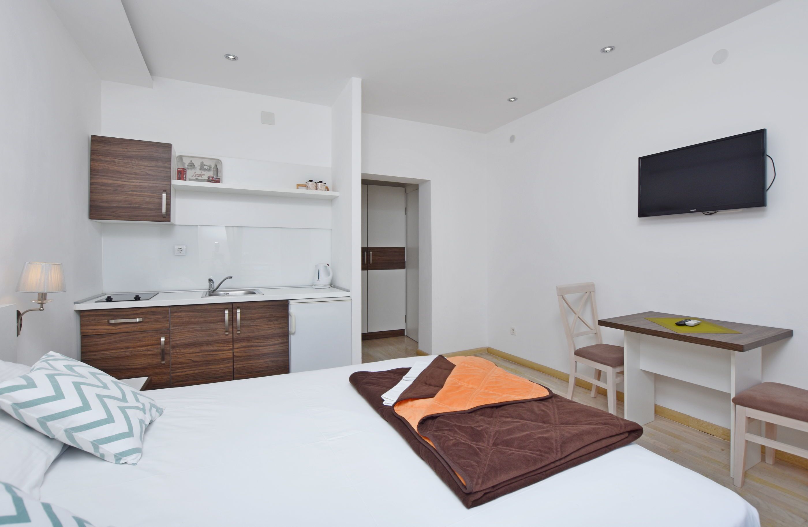Apartments Ivanović 92981-A4