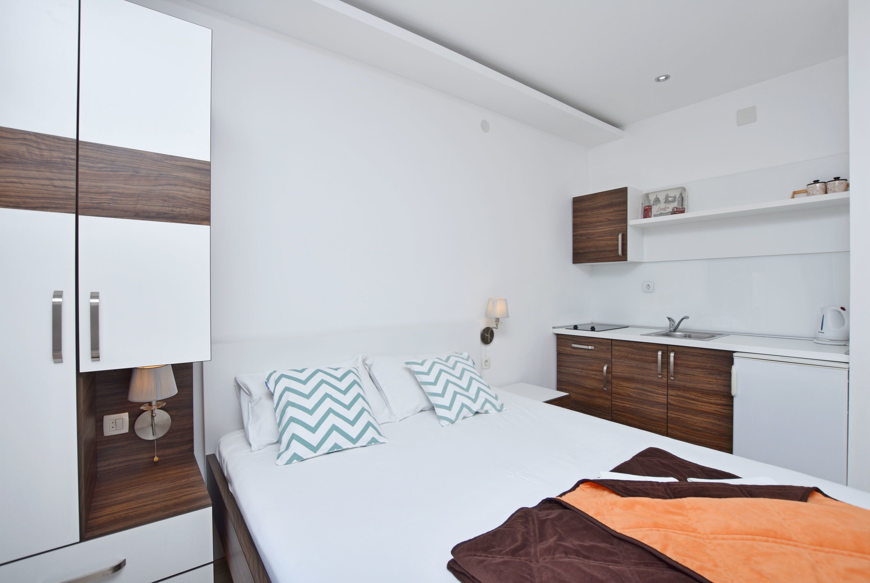 Apartments Ivanović 92981-A4