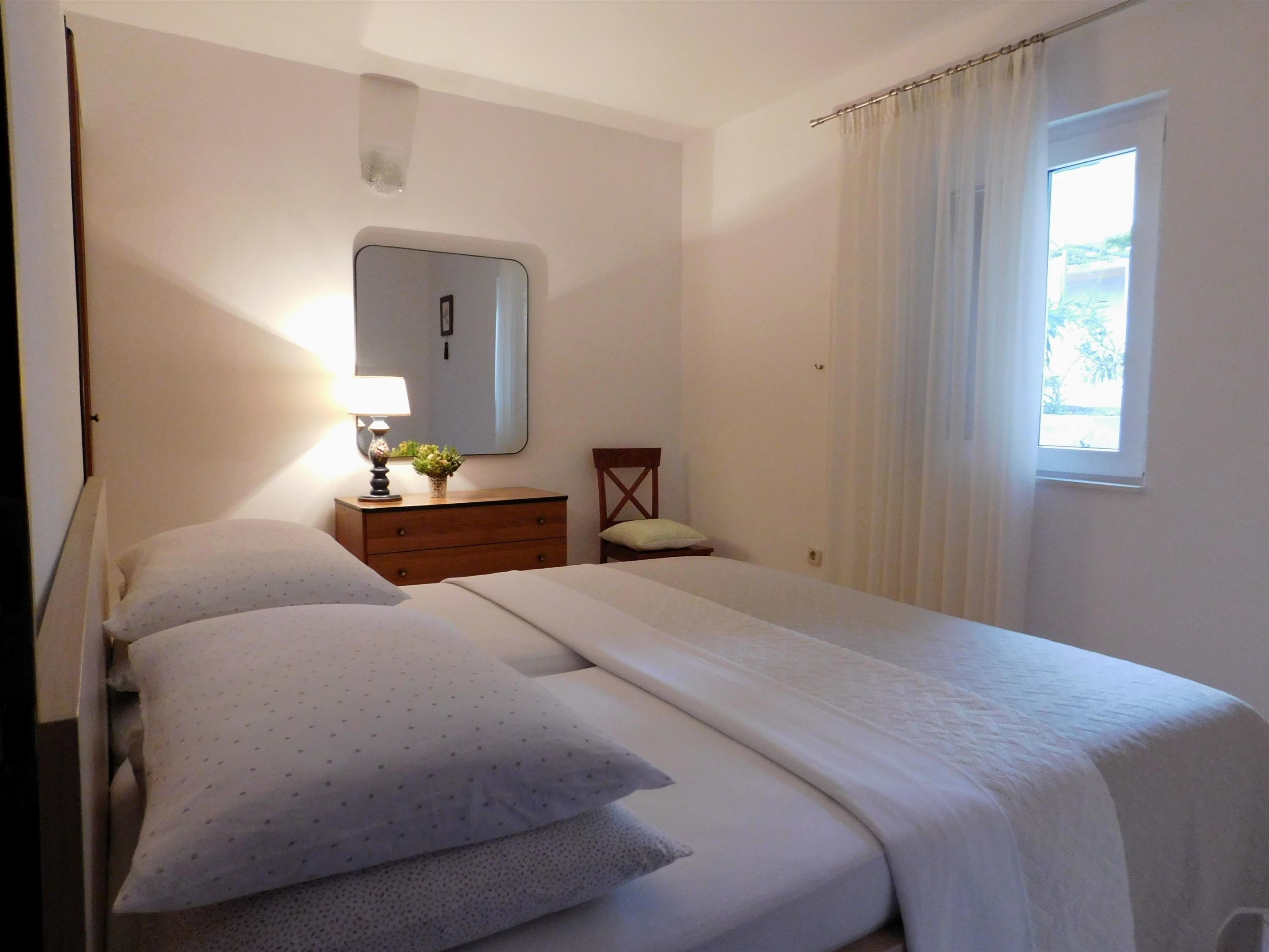 Apartments Mirjana 45561-A1
